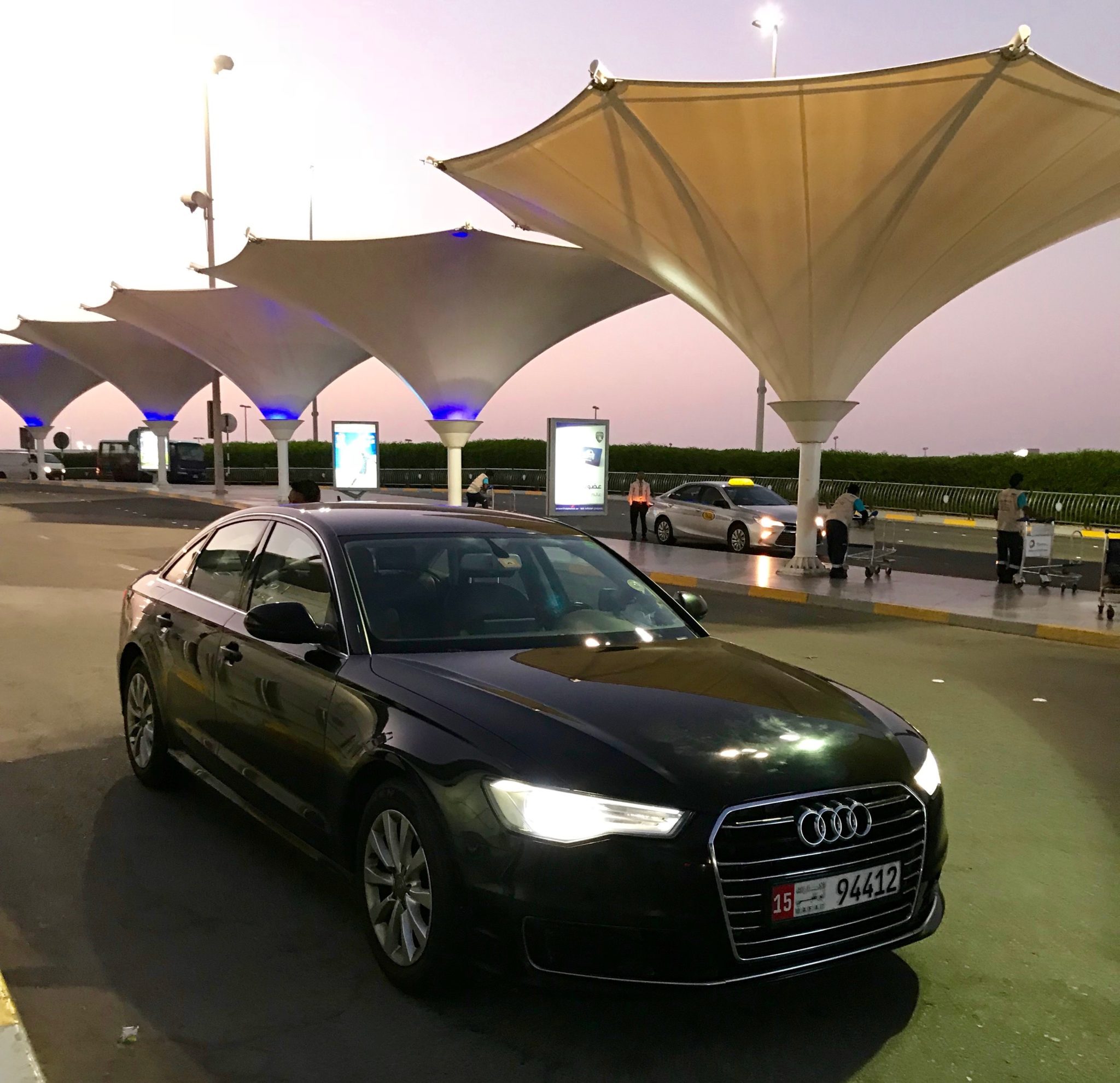 Etihad First Class Apartment - Chauffeur Service