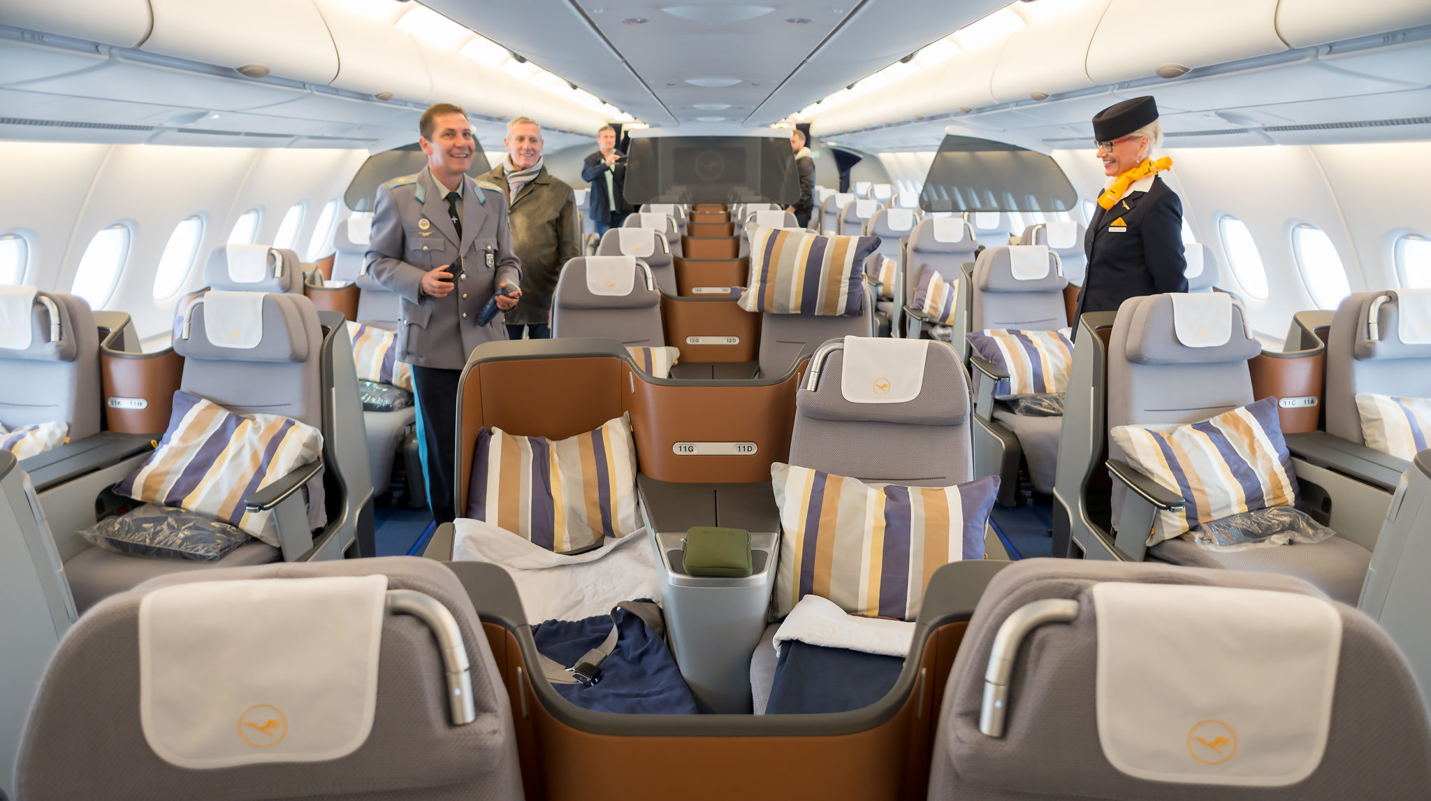 Lufthansa-Business-Class-Cabin Lufthansa Business Class Cabin