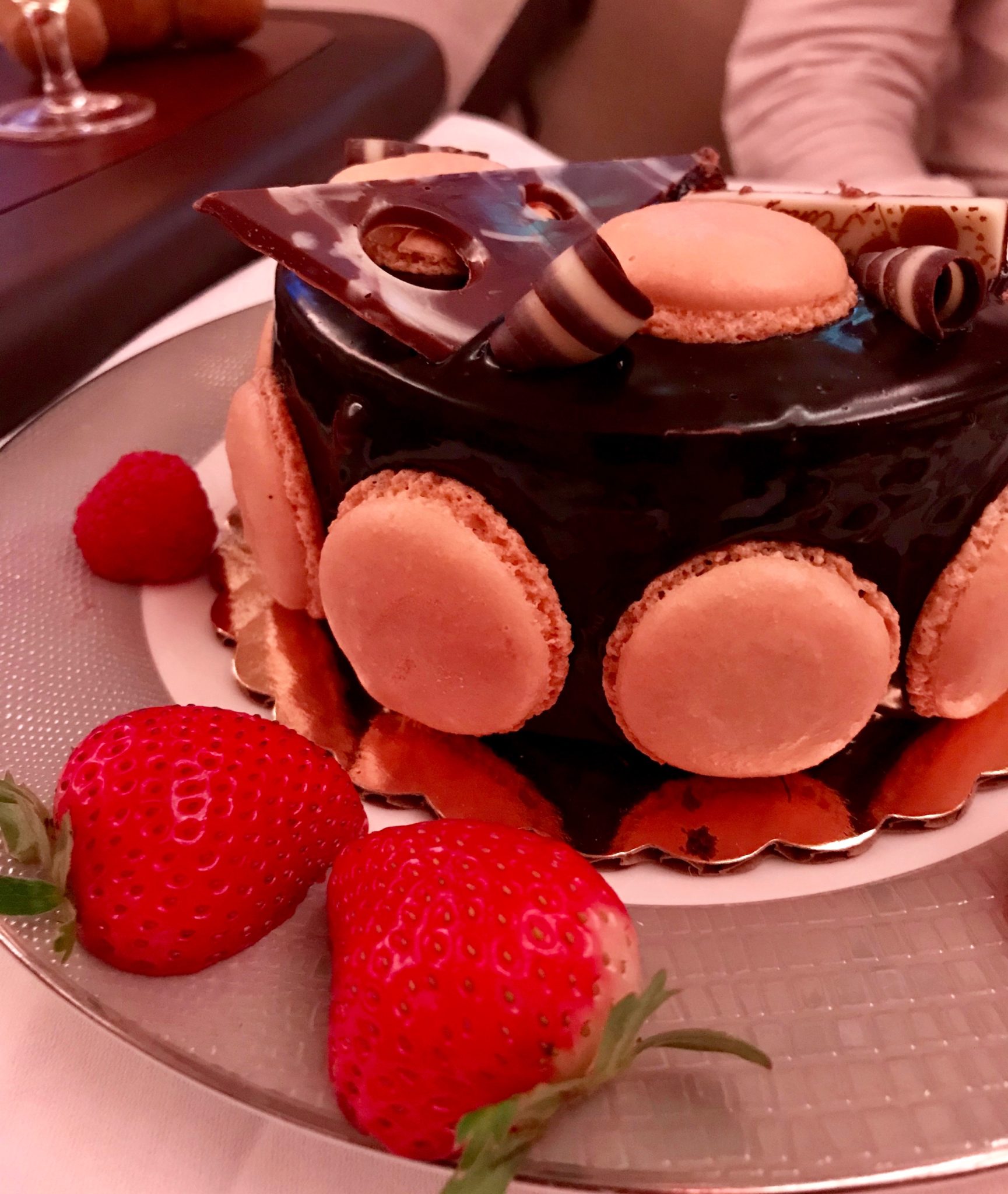 Singapore Suites First Class – Special Cake Singapore Suites First Class - Special Cake