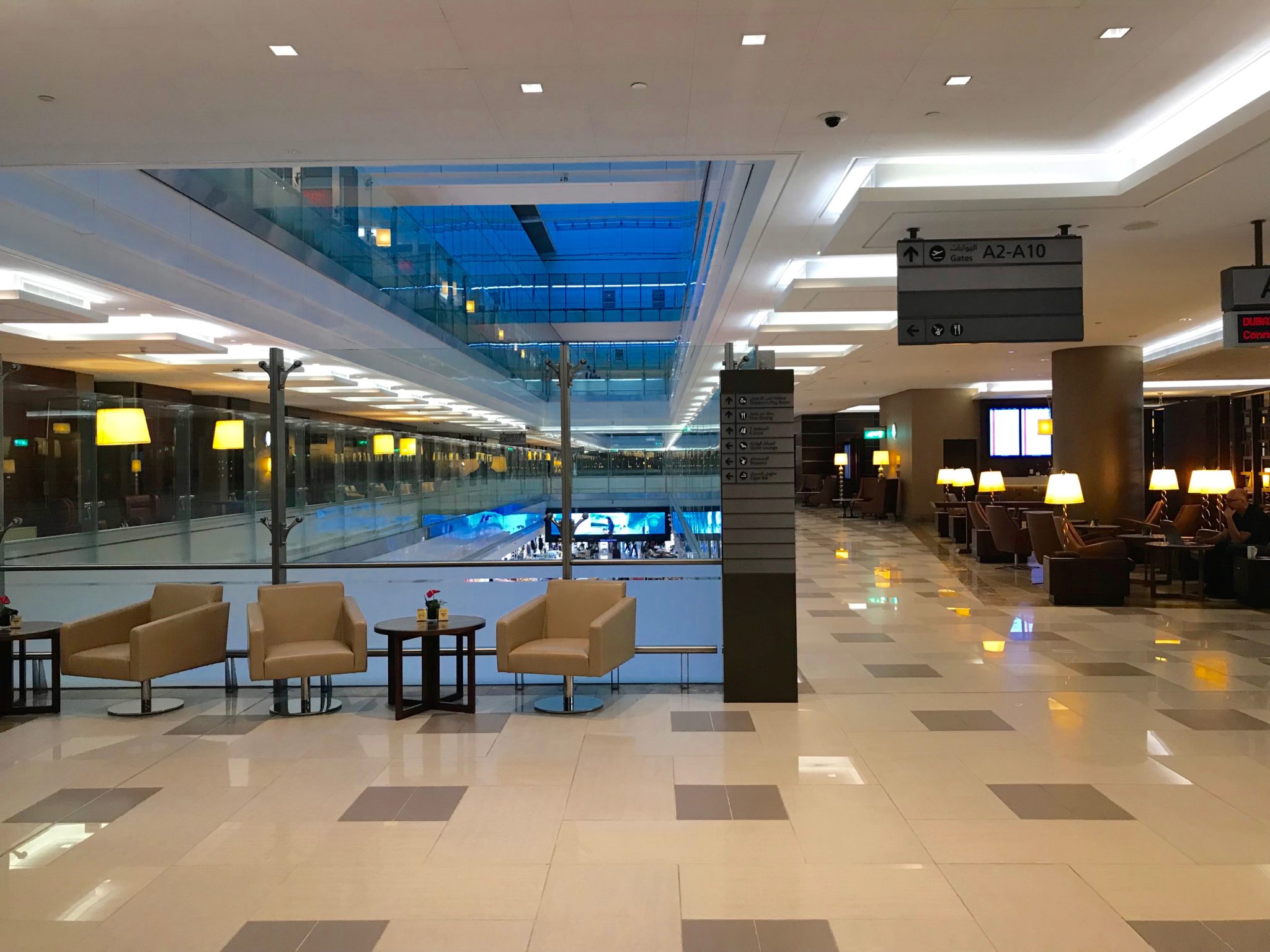 Emirates First Class A380 - First Class Lounge (1)