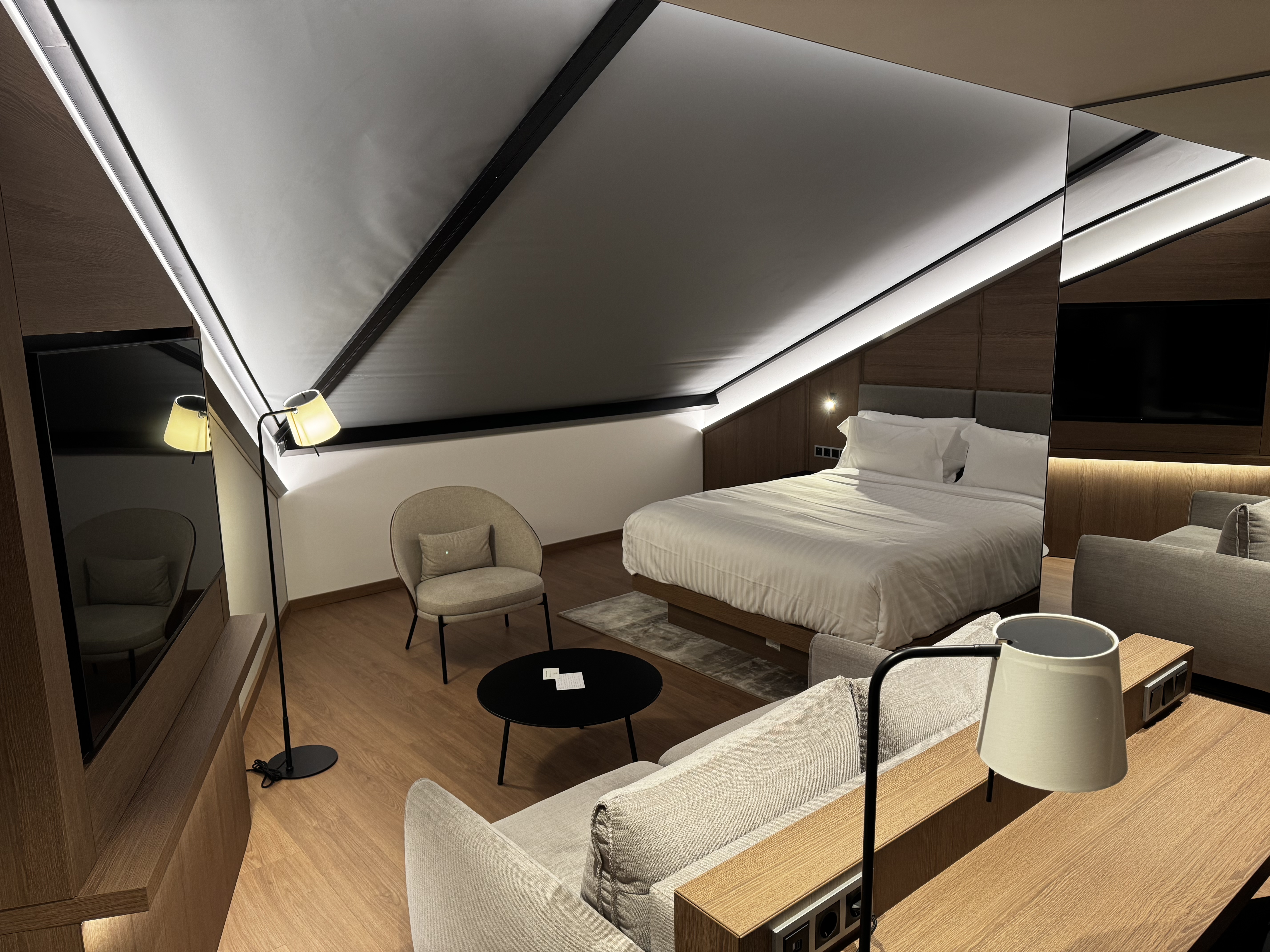 AC Hotel Vilnius Attic Junior Suite sitting area