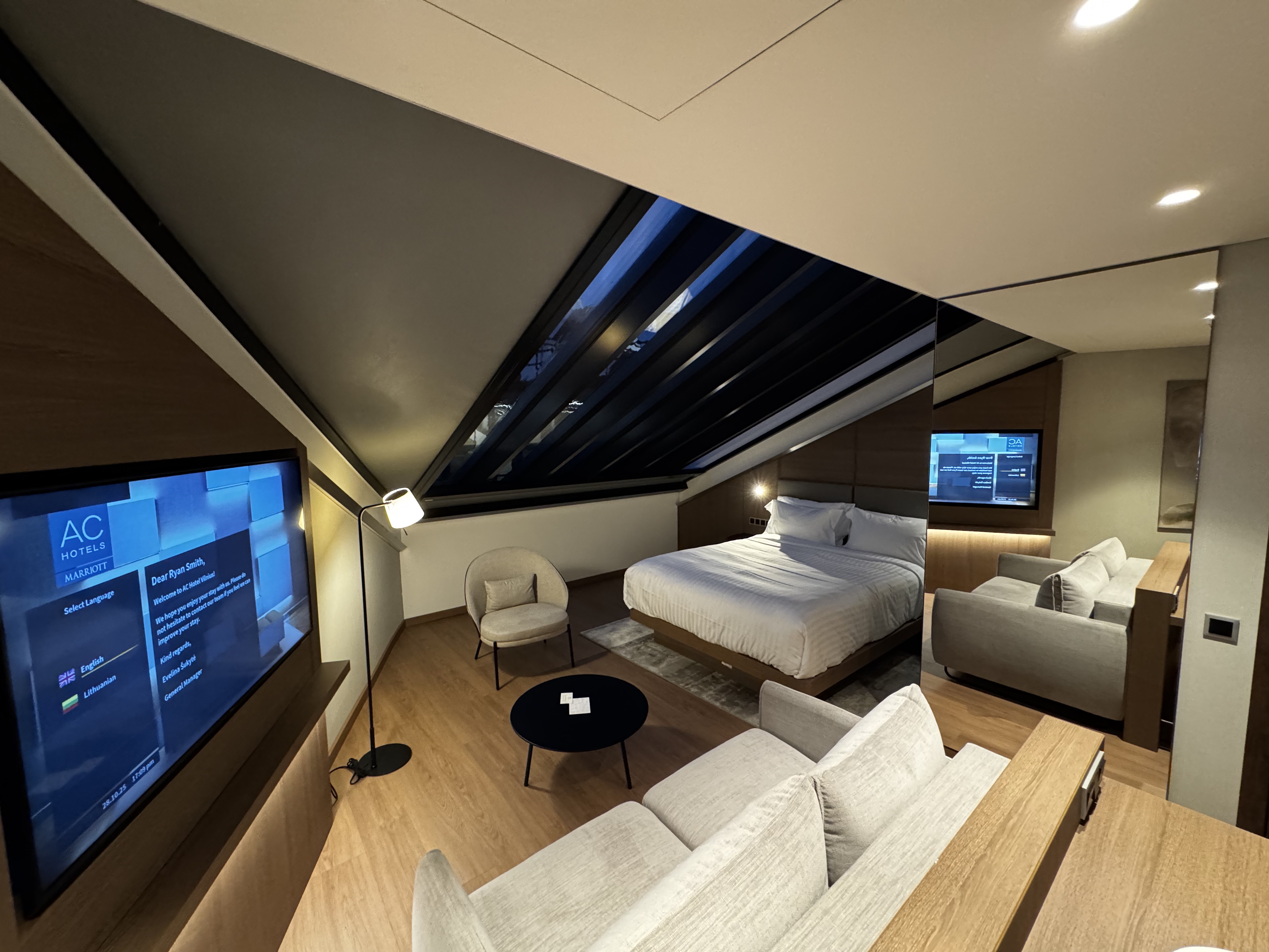 AC Hotel Vilnius Attic Junior Suite