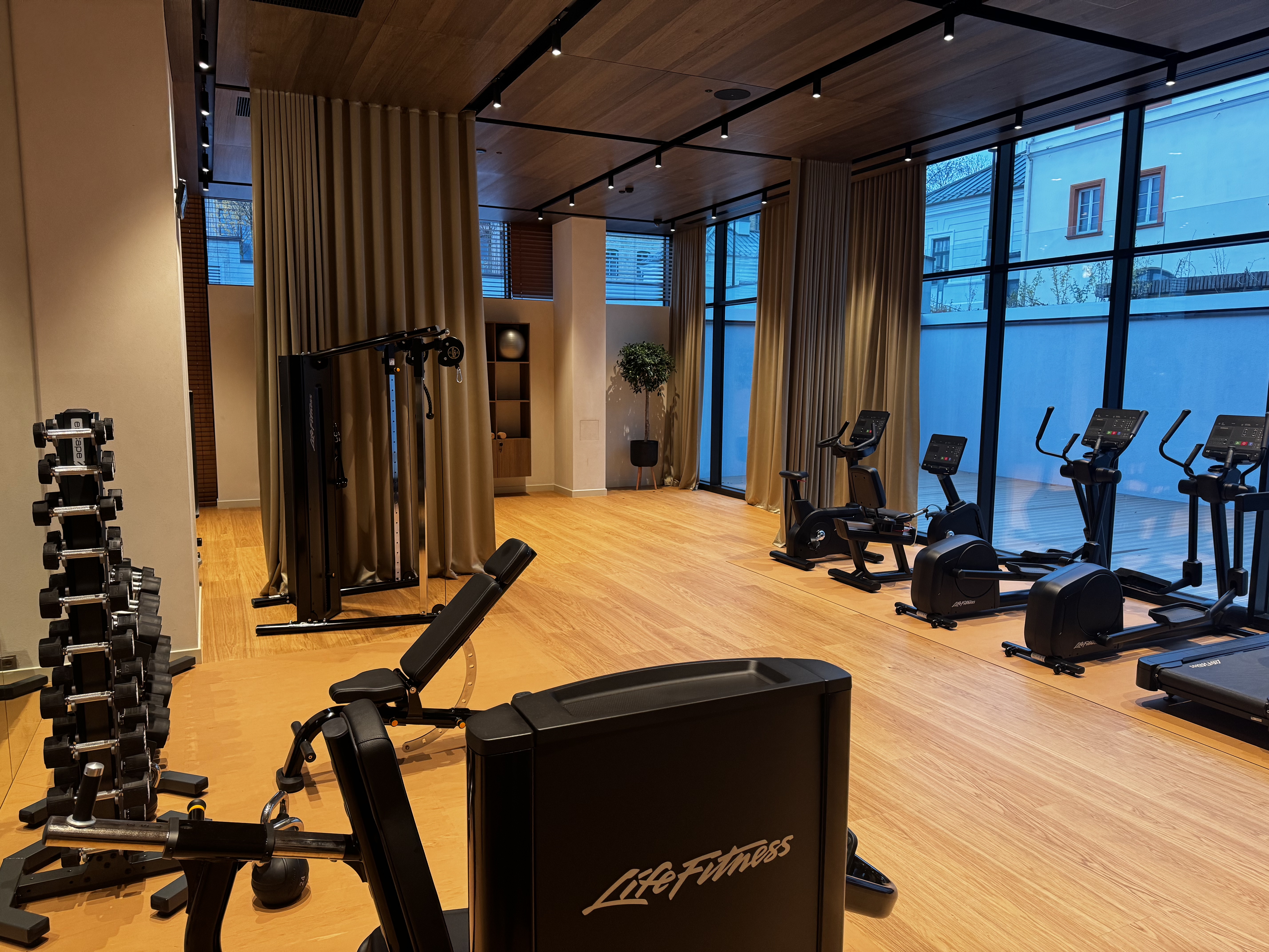 AC Hotel Vilnius gym equipment