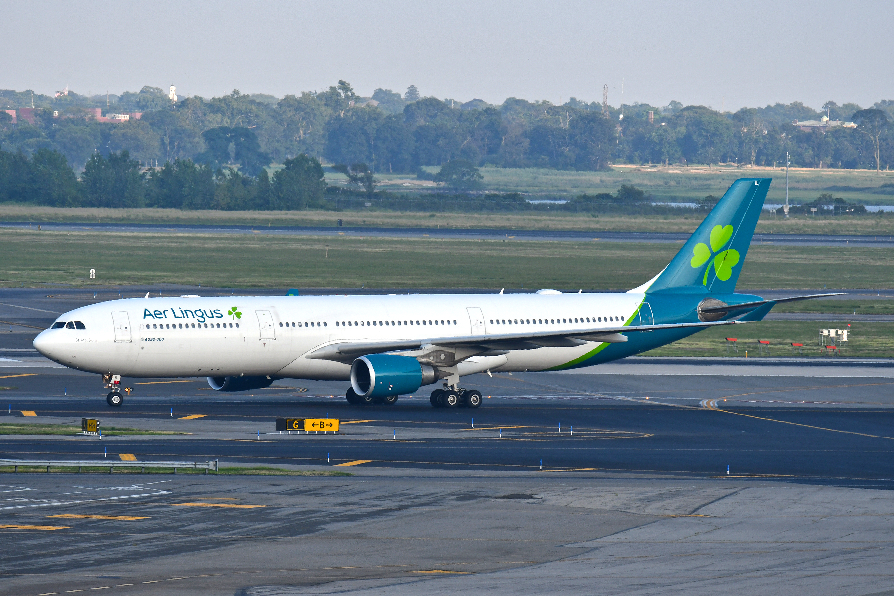 Aer Lingus A330 300 JFK Taxiing Aer Lingus A330 300 JFK Taxiing