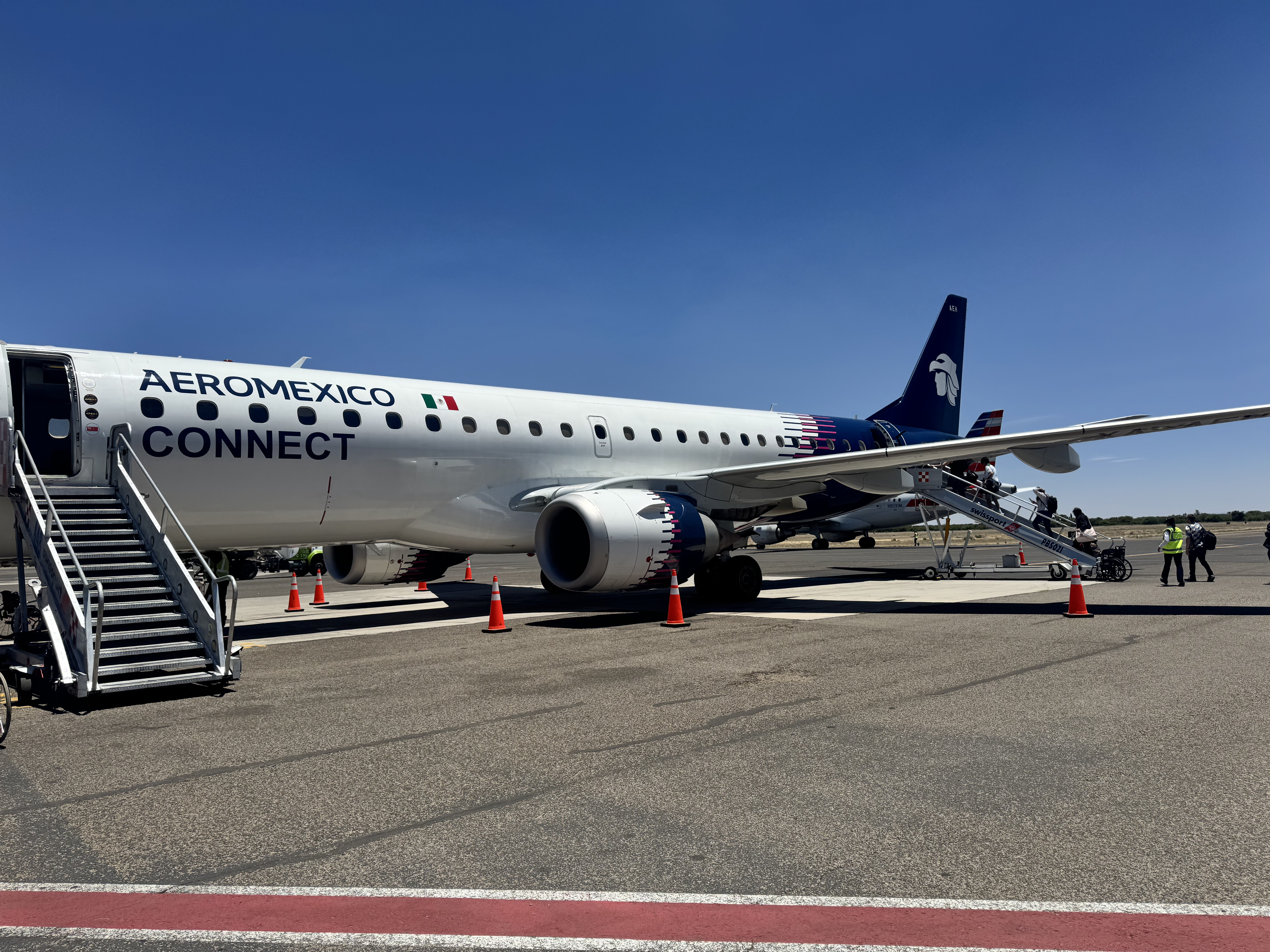 Aeromexico Connect E190 at DGO Aeromexico Connect E190 at DGO