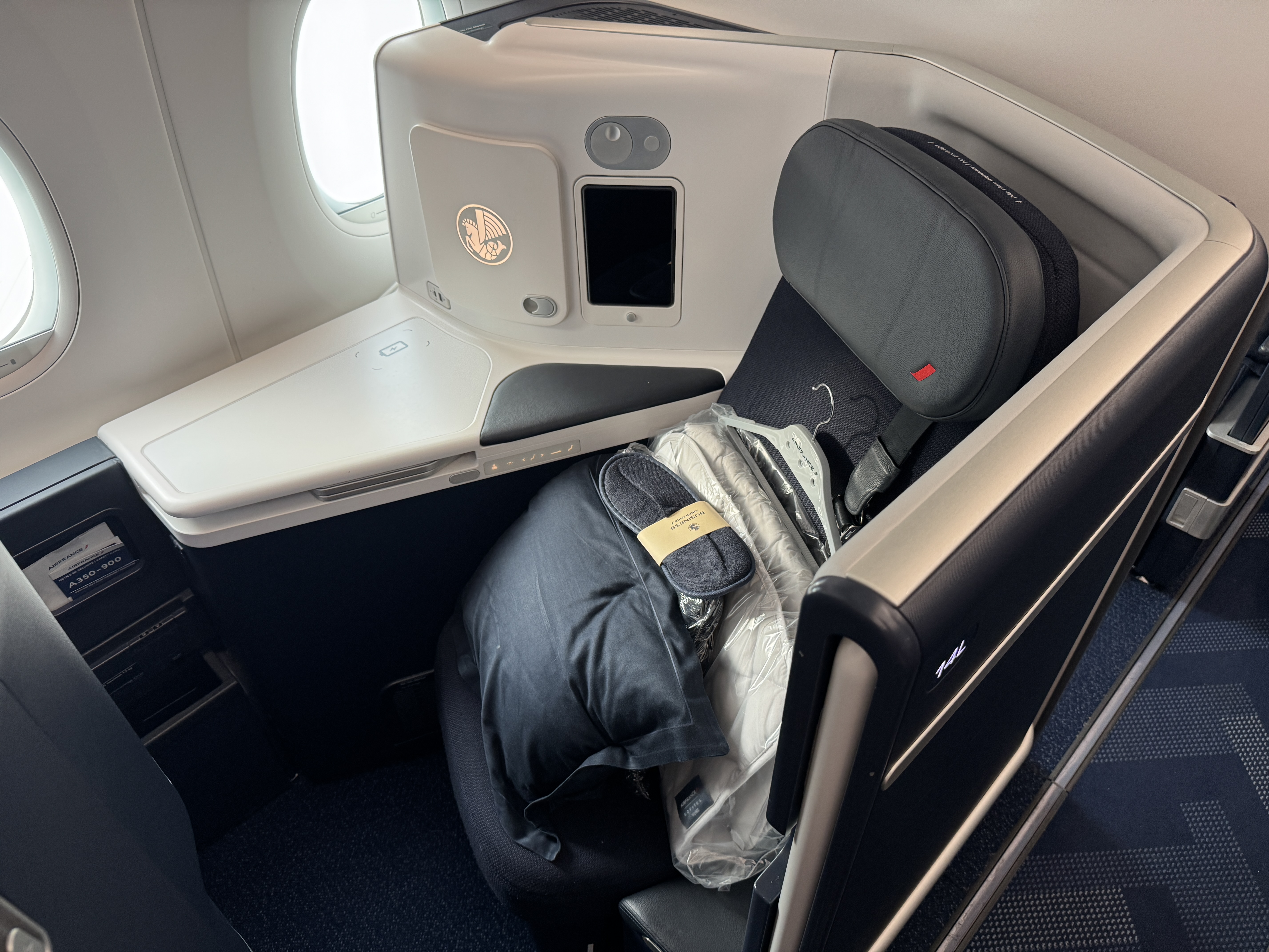 Air France A350 900 business class CDG IAH Air France A350 900 business class CDG IAH