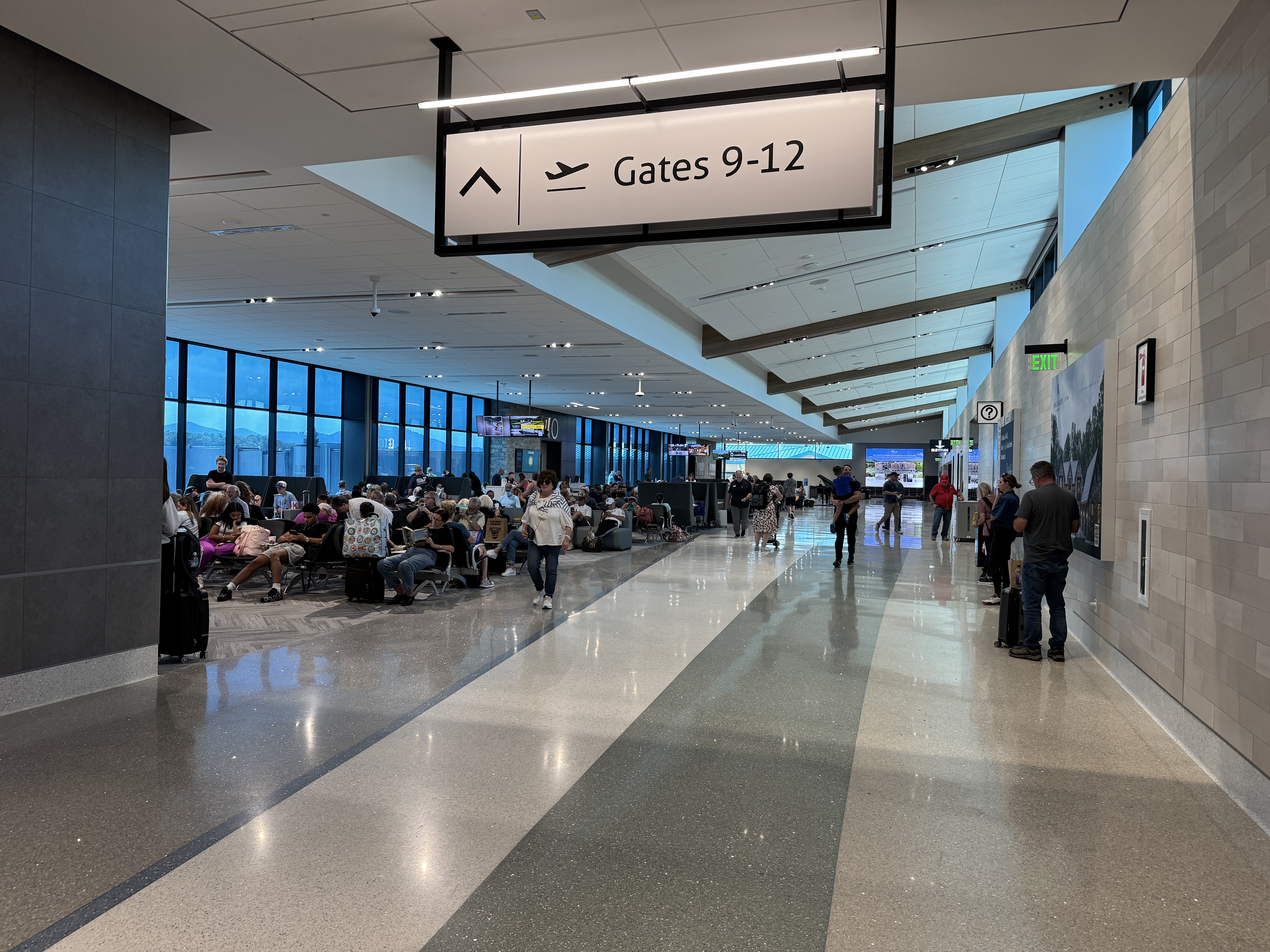 Allegiant A320 AVL HOU gates 9 12
