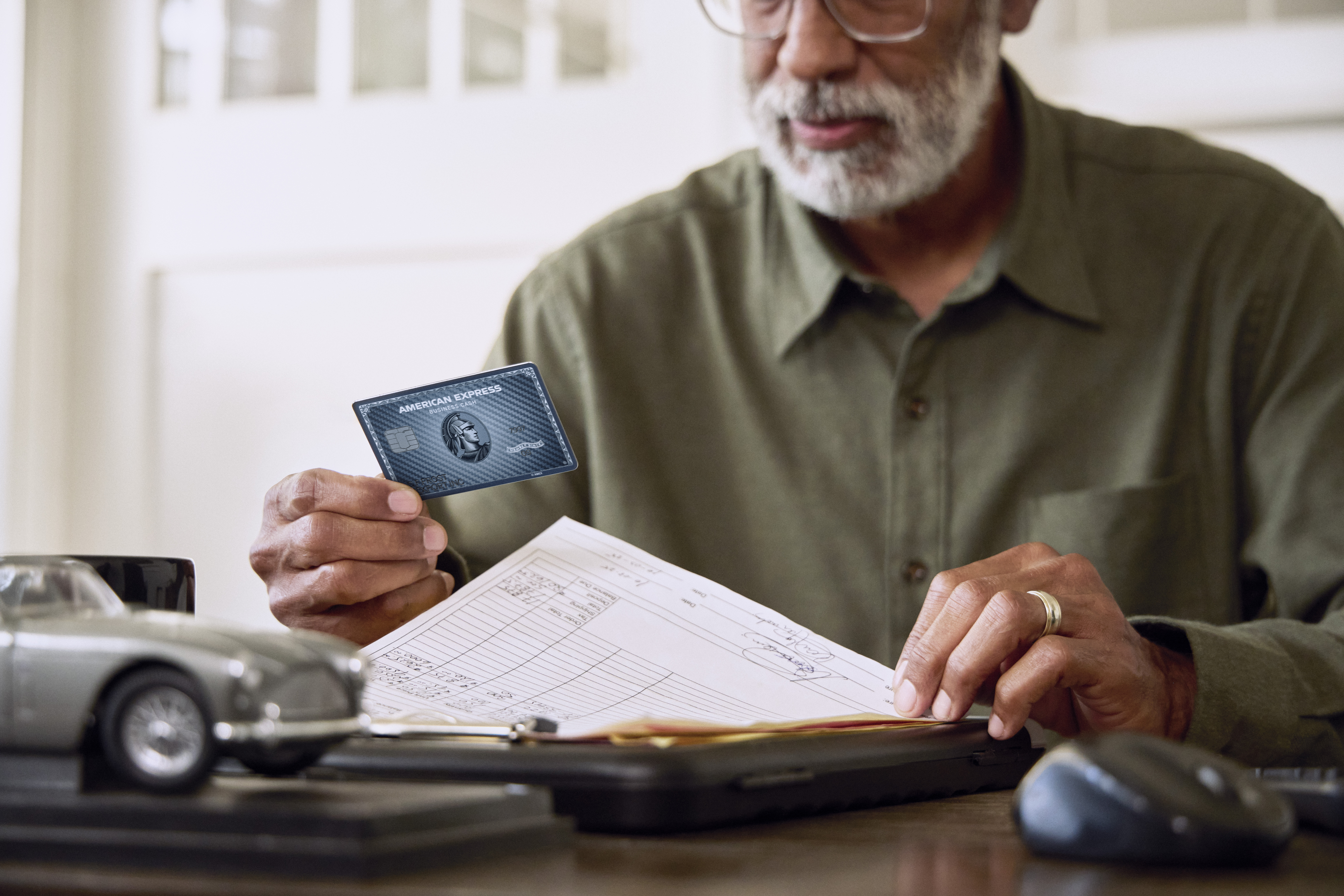 Amex Graphite Business Cash Unlimited card car salesman