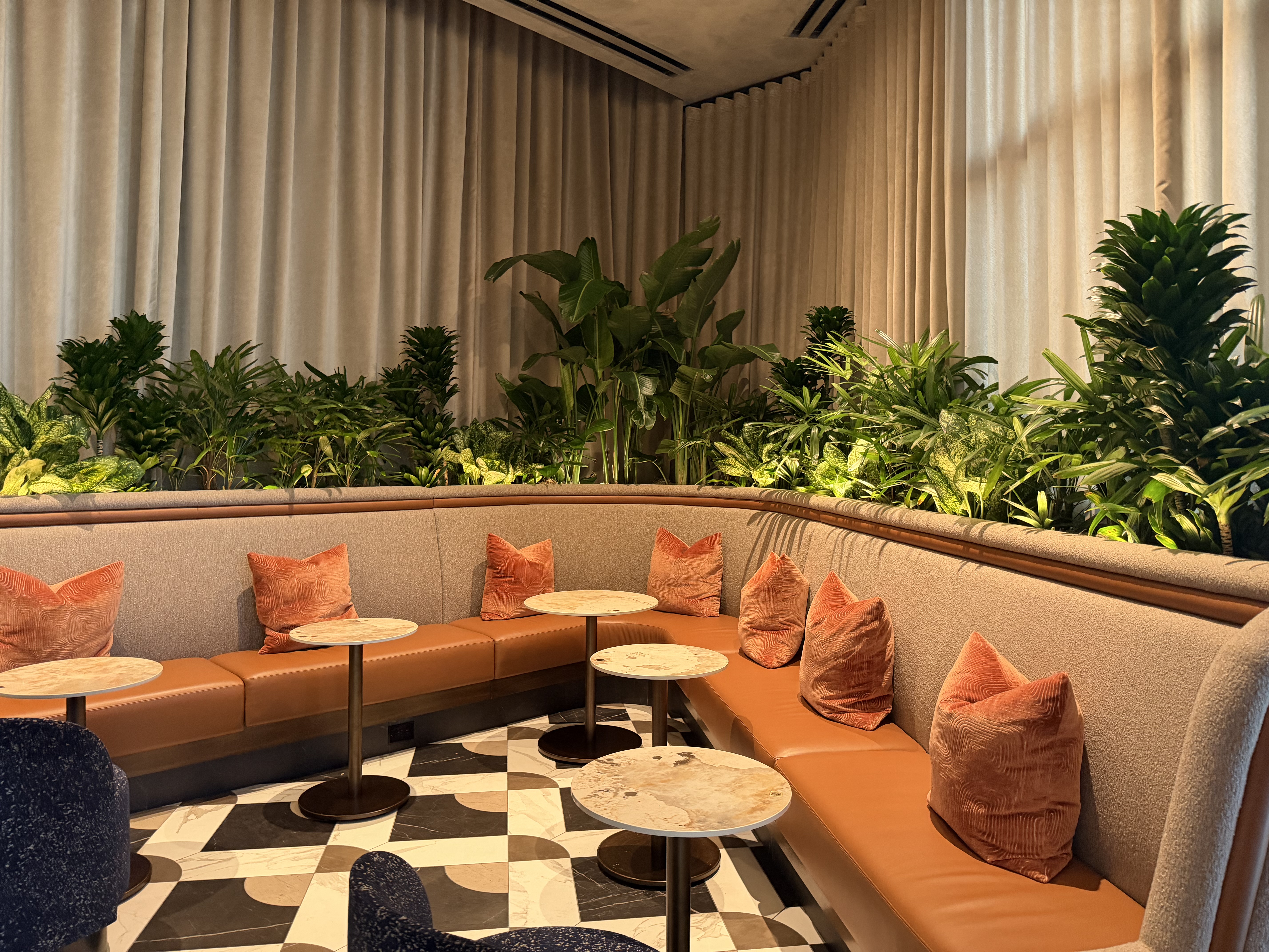 Amex Sidecar Lounge LAS Comfortable Seating