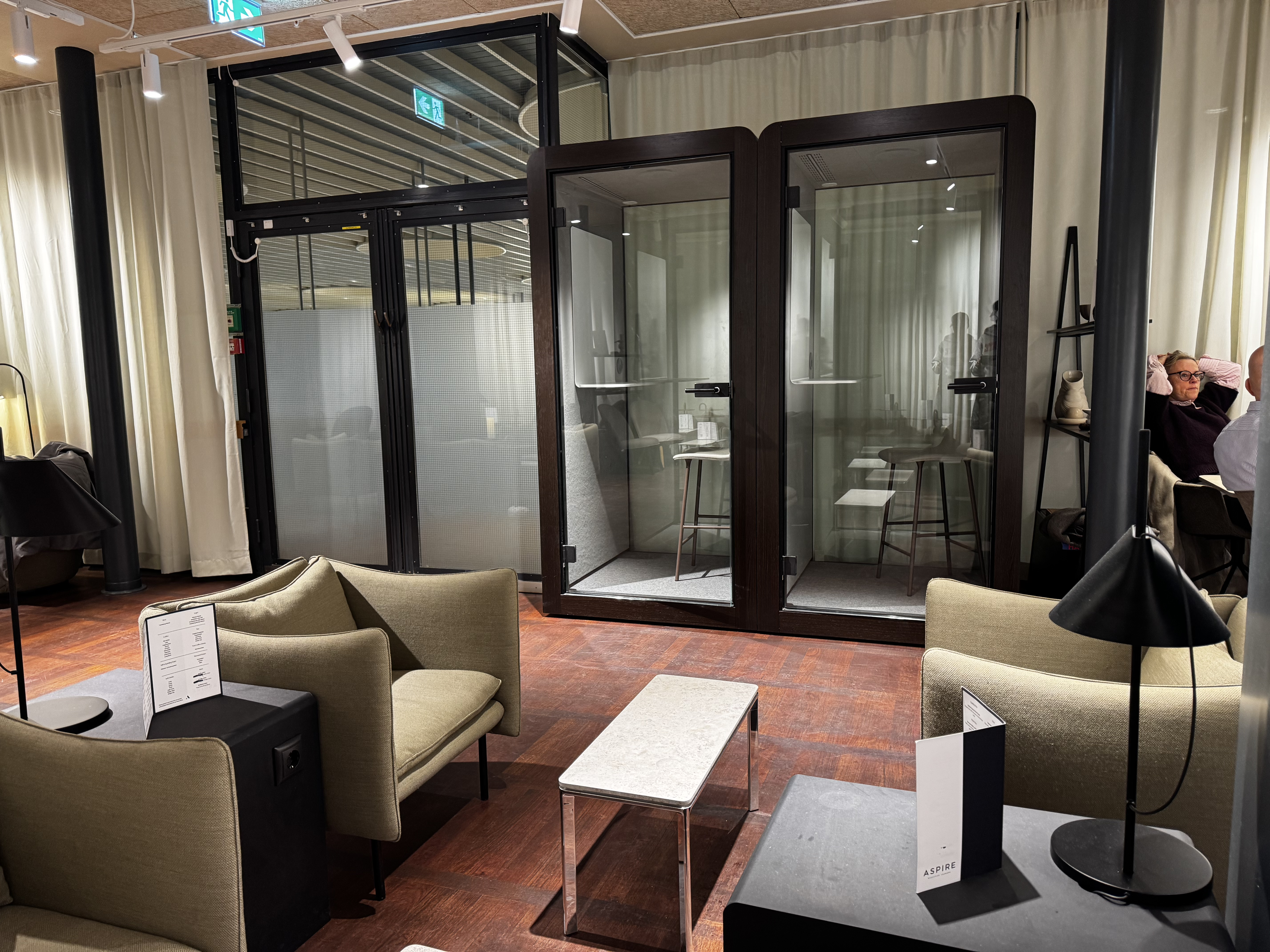 Aspire Lounge CPH phone booths