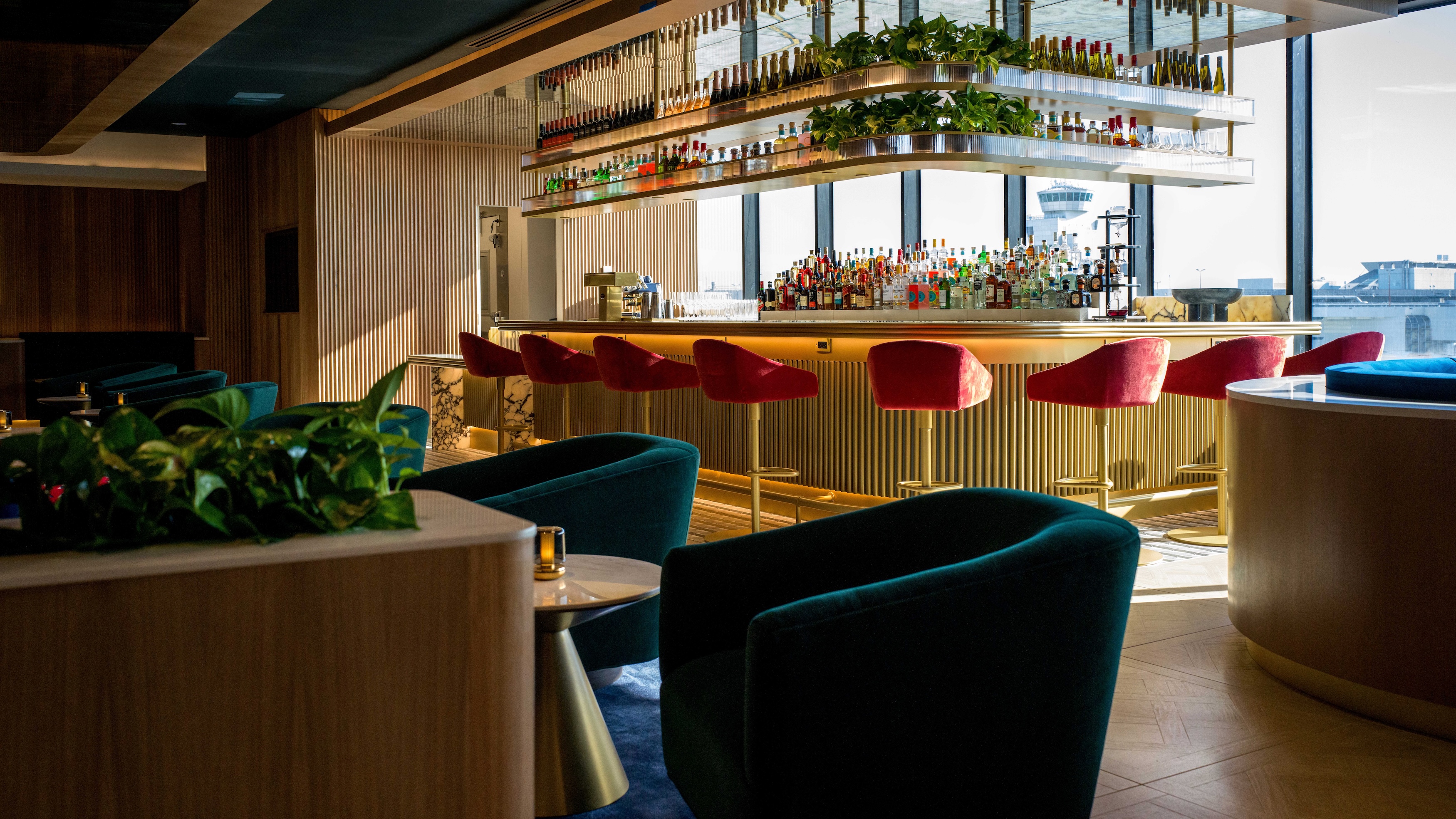 British Airways New Miami Lounge bar British Airways New Miami Lounge bar