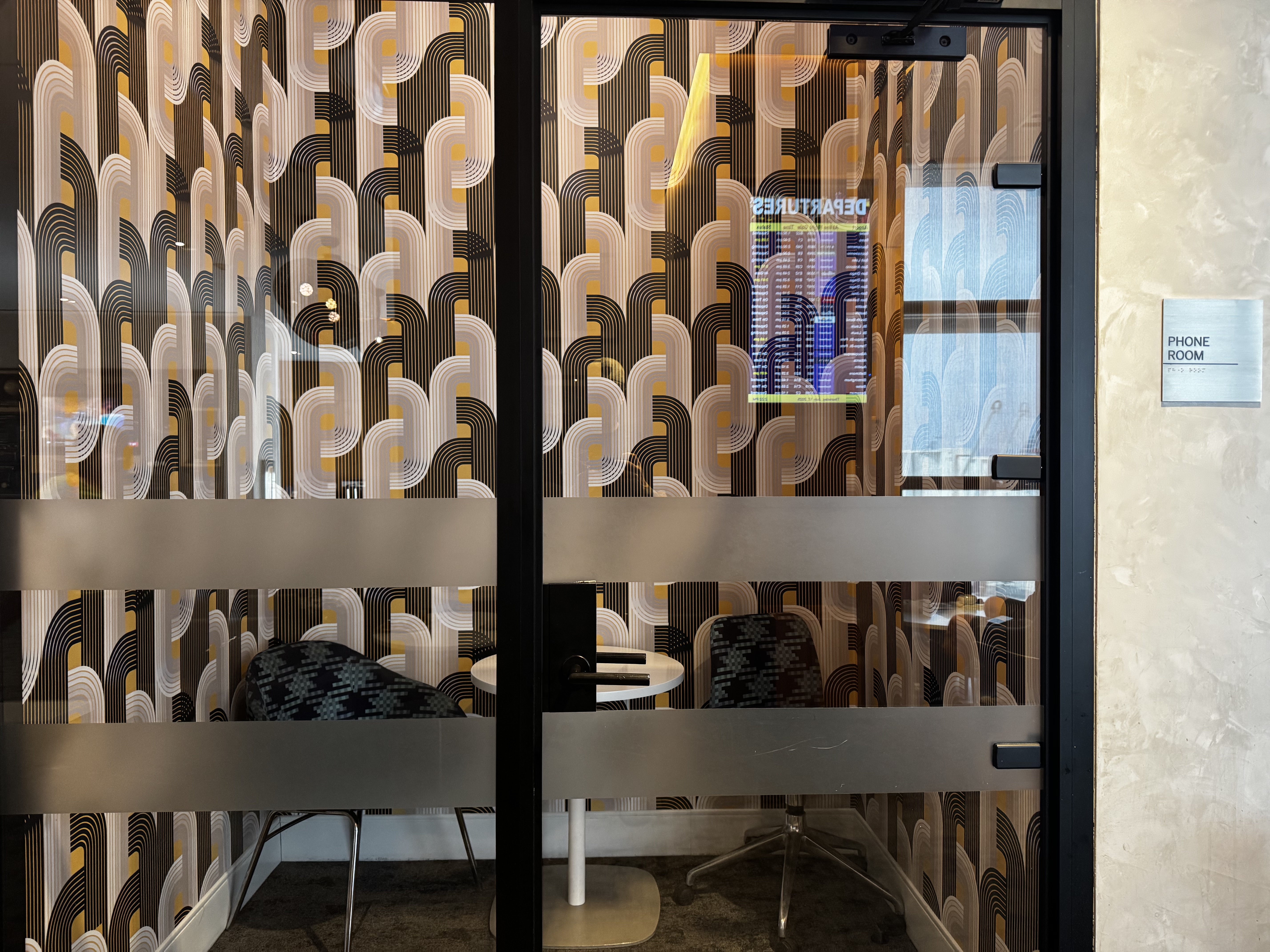 Centurion Lounge Las Vegas phone room Centurion Lounge Las Vegas phone room
