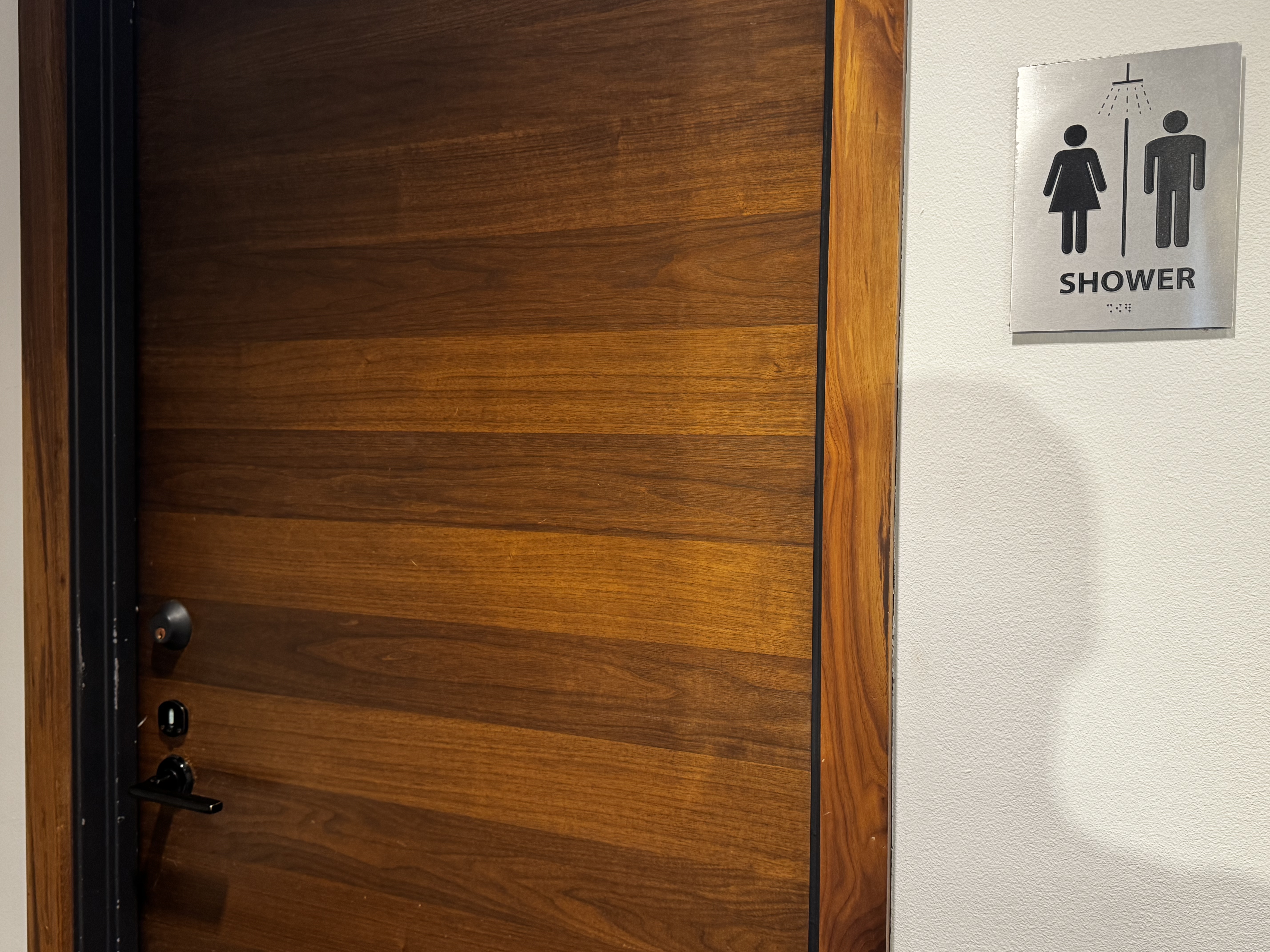 Centurion Lounge Las Vegas shower Centurion Lounge Las Vegas shower