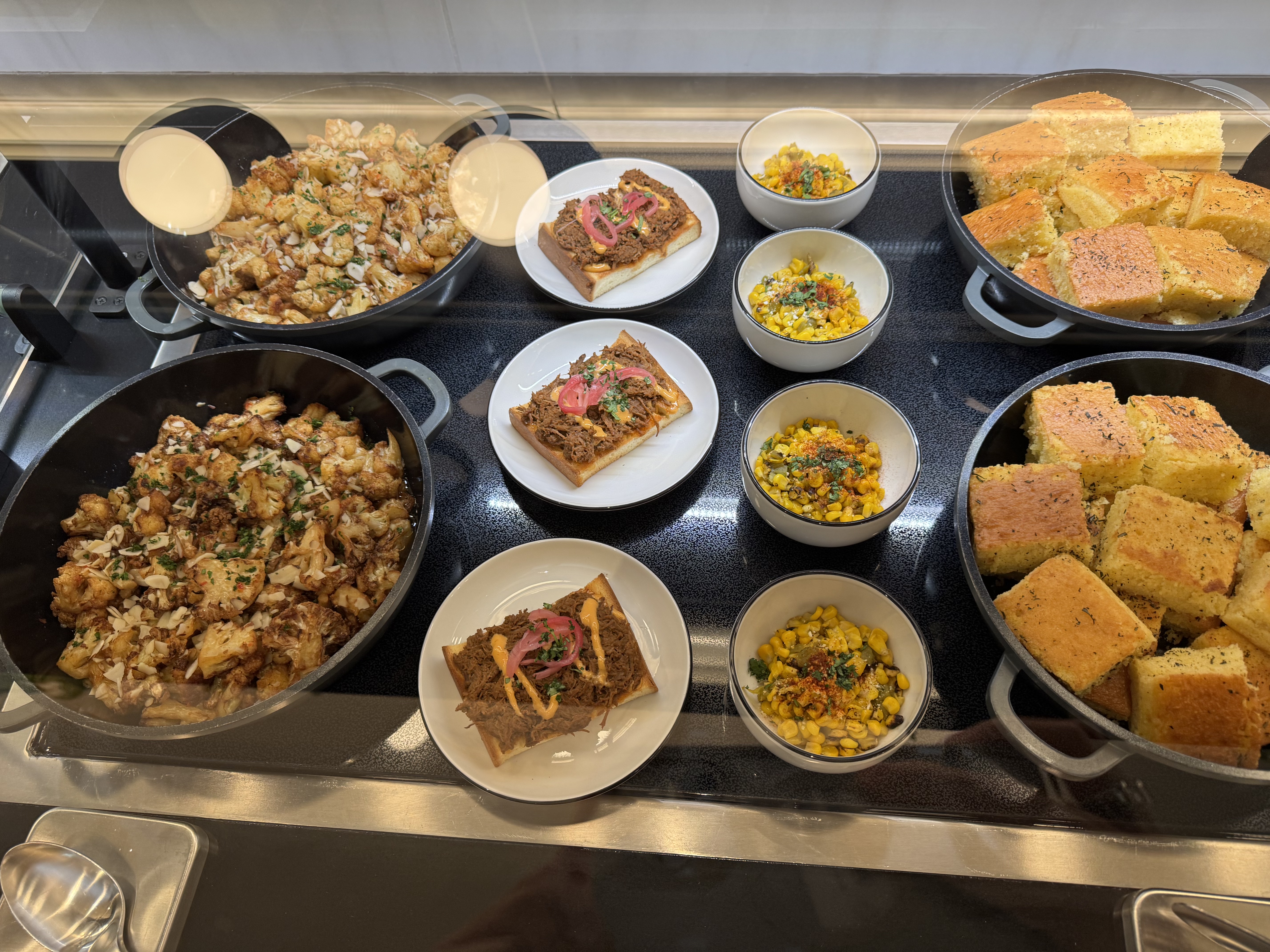 Chase Sapphire Lounge LAS Food