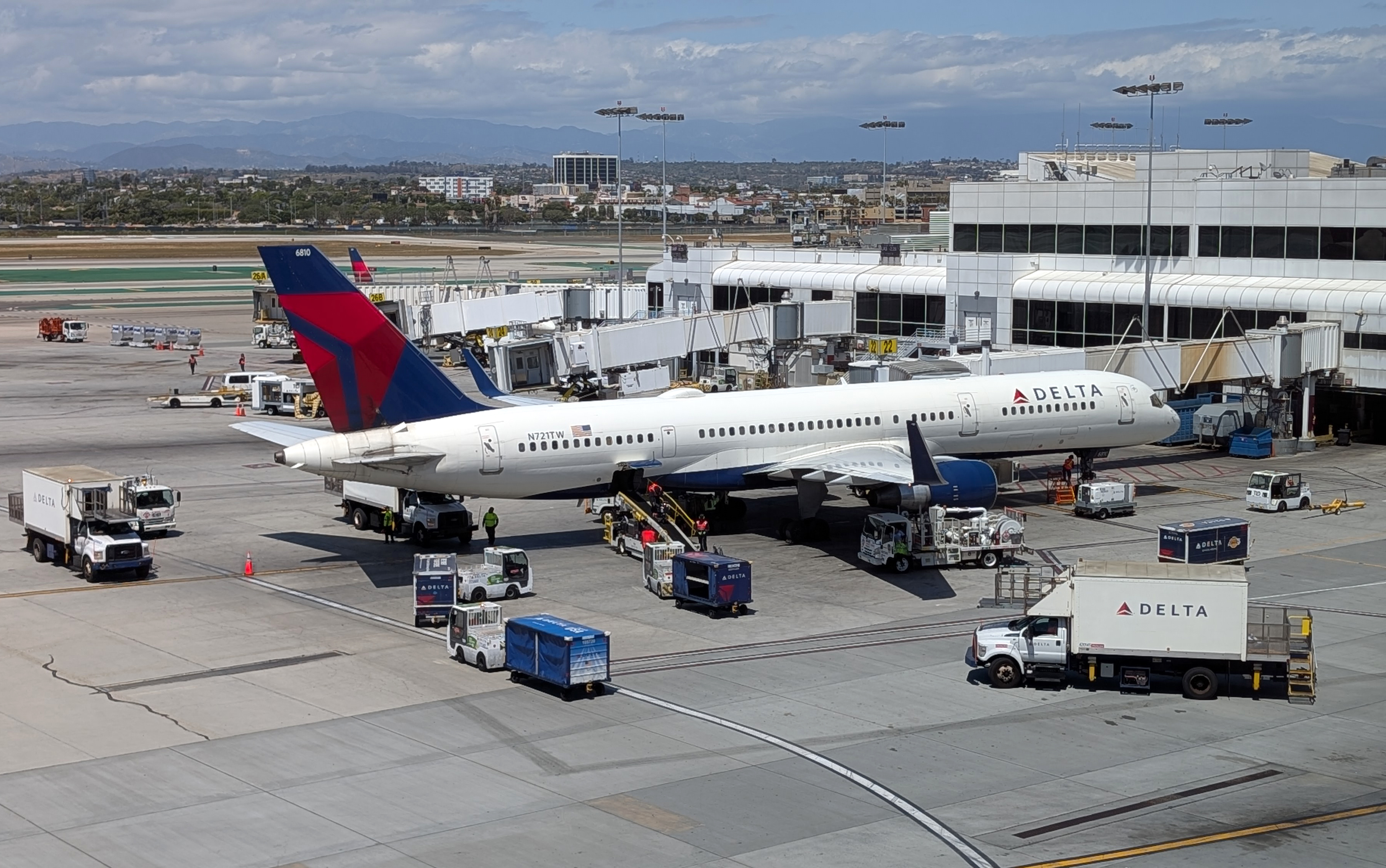 Delta 757 200 Transcon LAX Delta 757 200 Transcon LAX