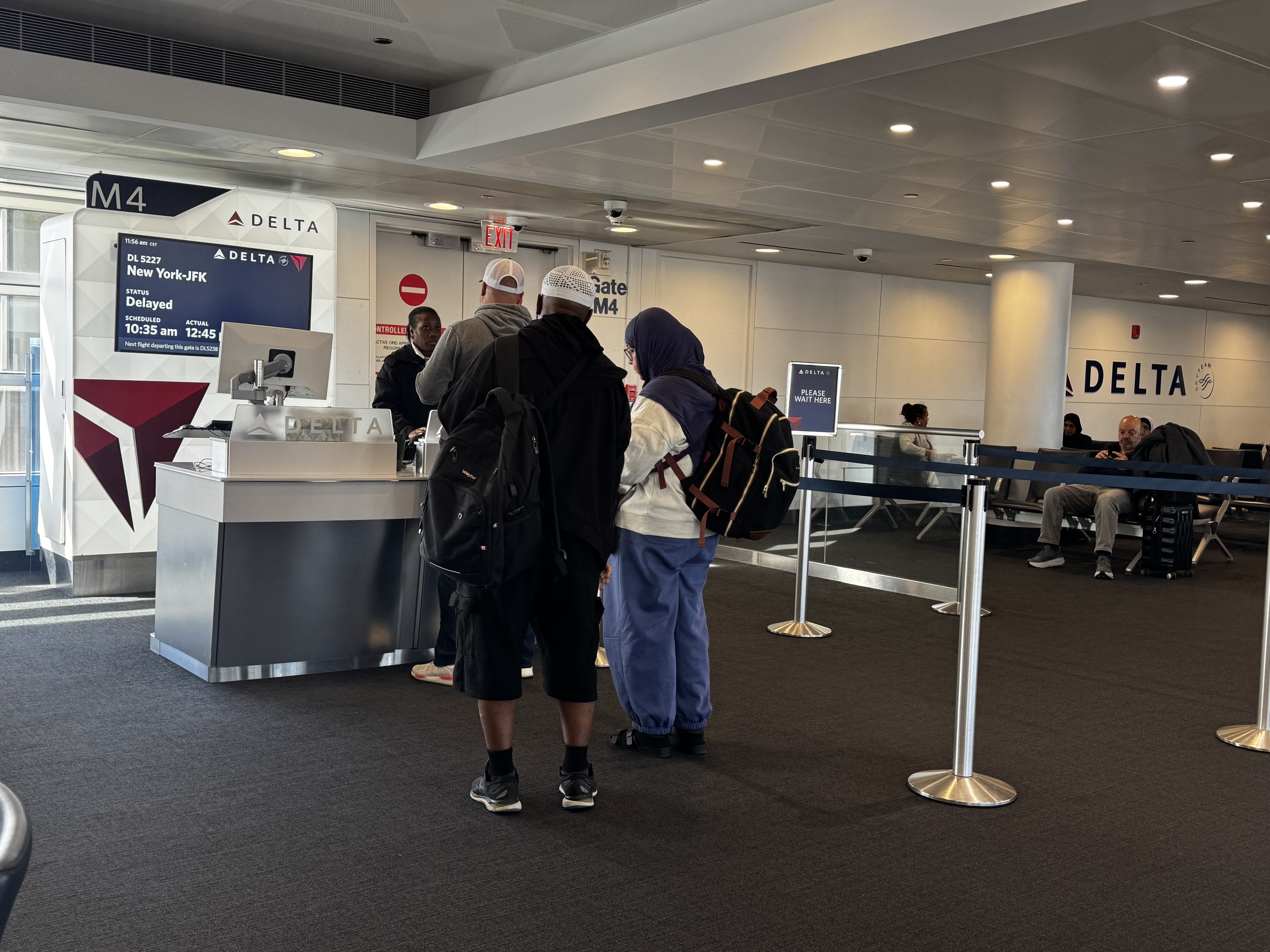 Delta customers at gate