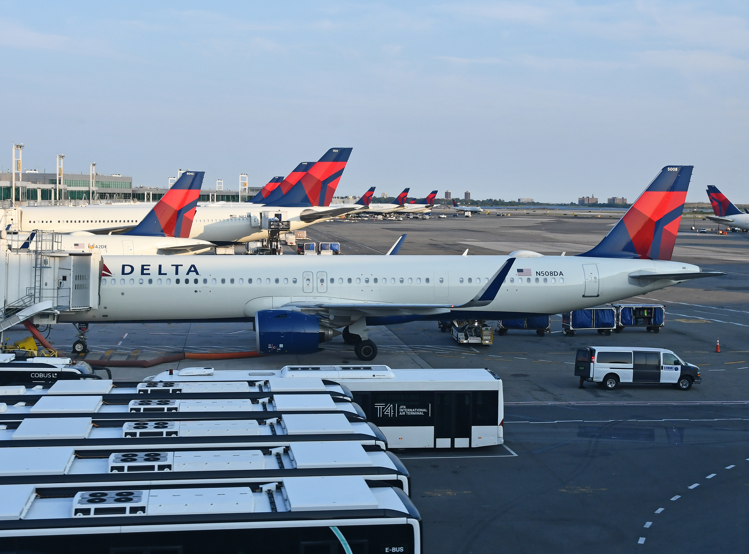 Delta planes at the gate in New York (JFK)'s Terminal 4