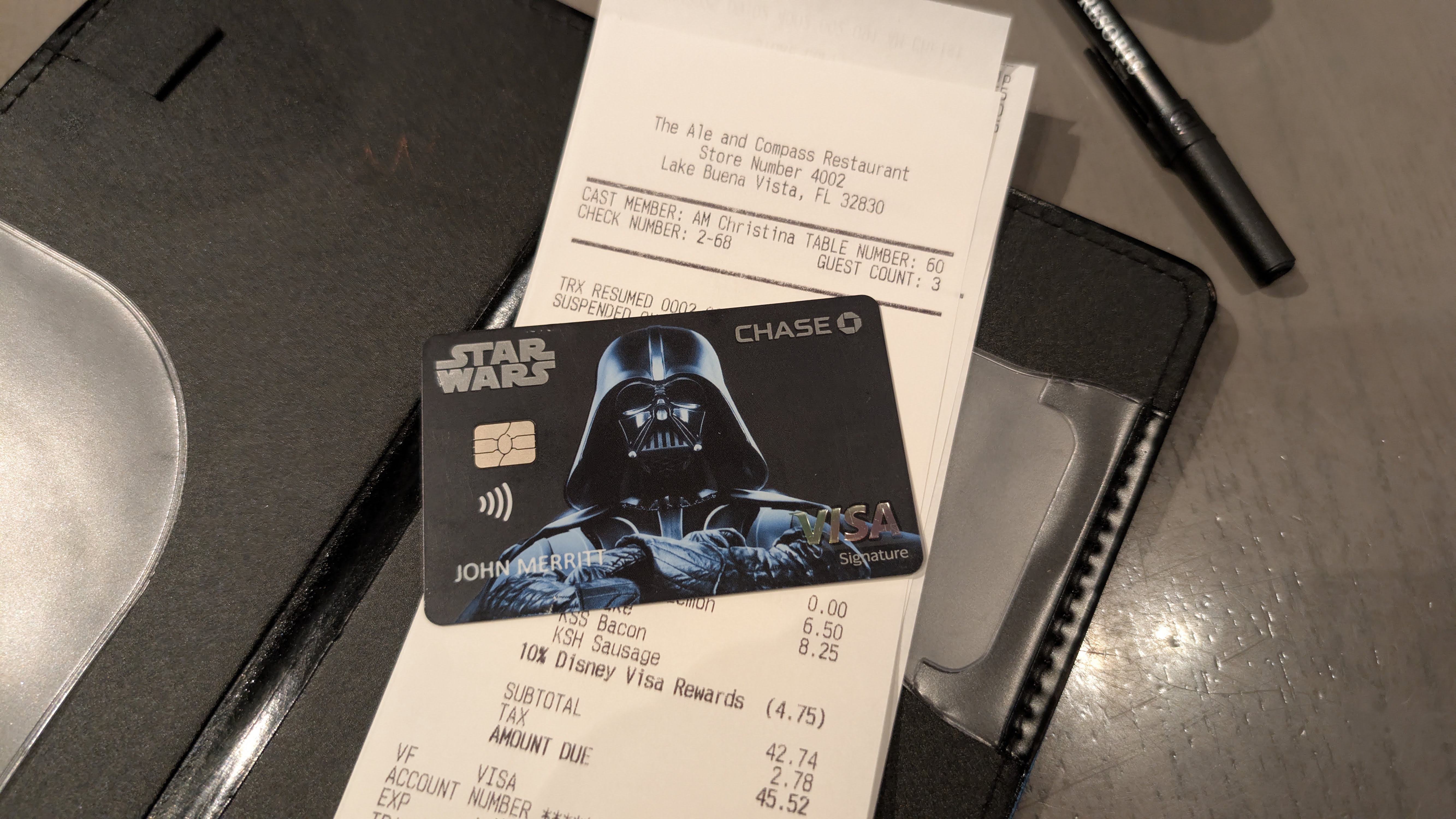 Disney Visa card restaurant bill
