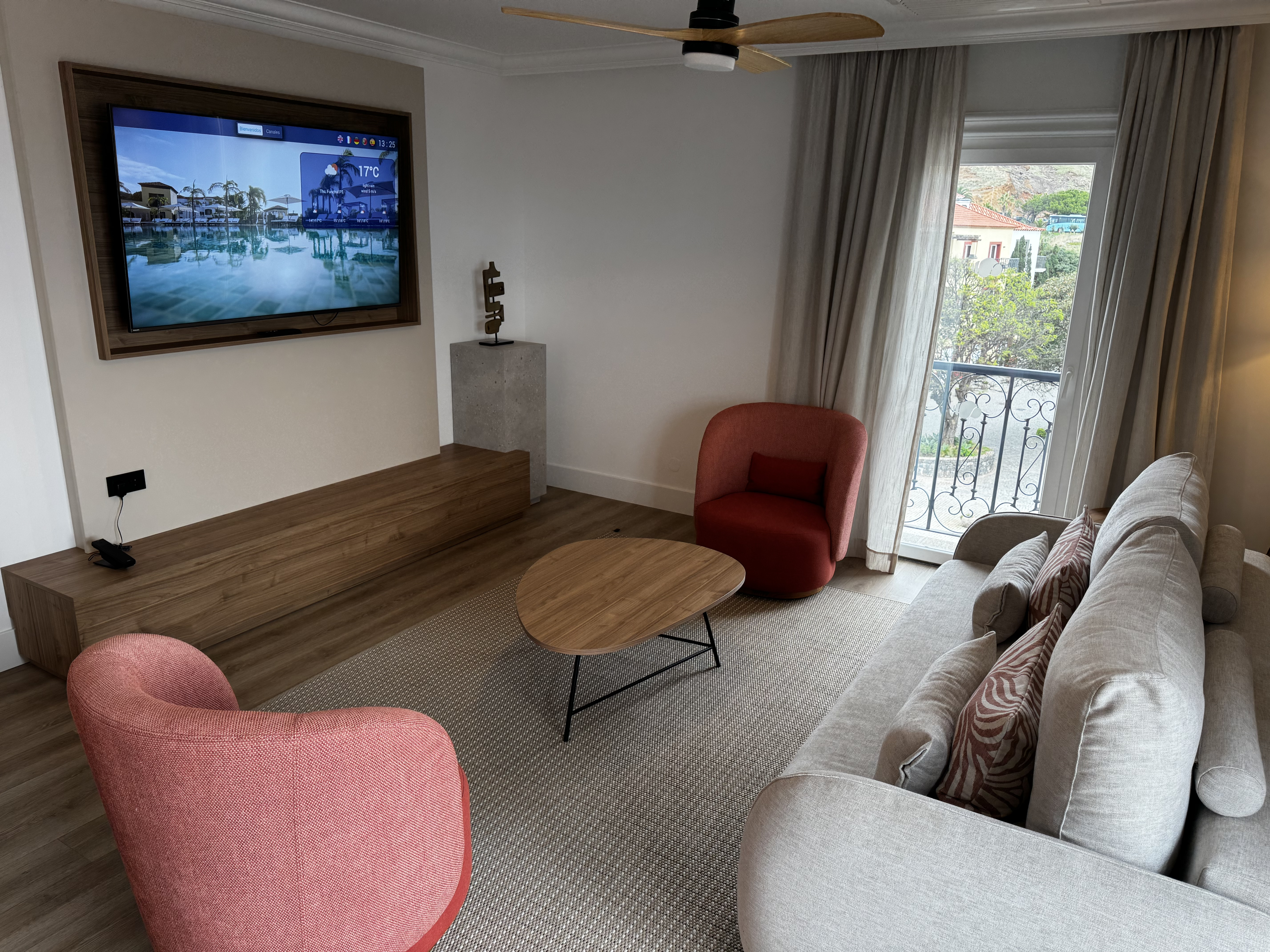 Dreams Madeira Hyatt All Inclusive living room
