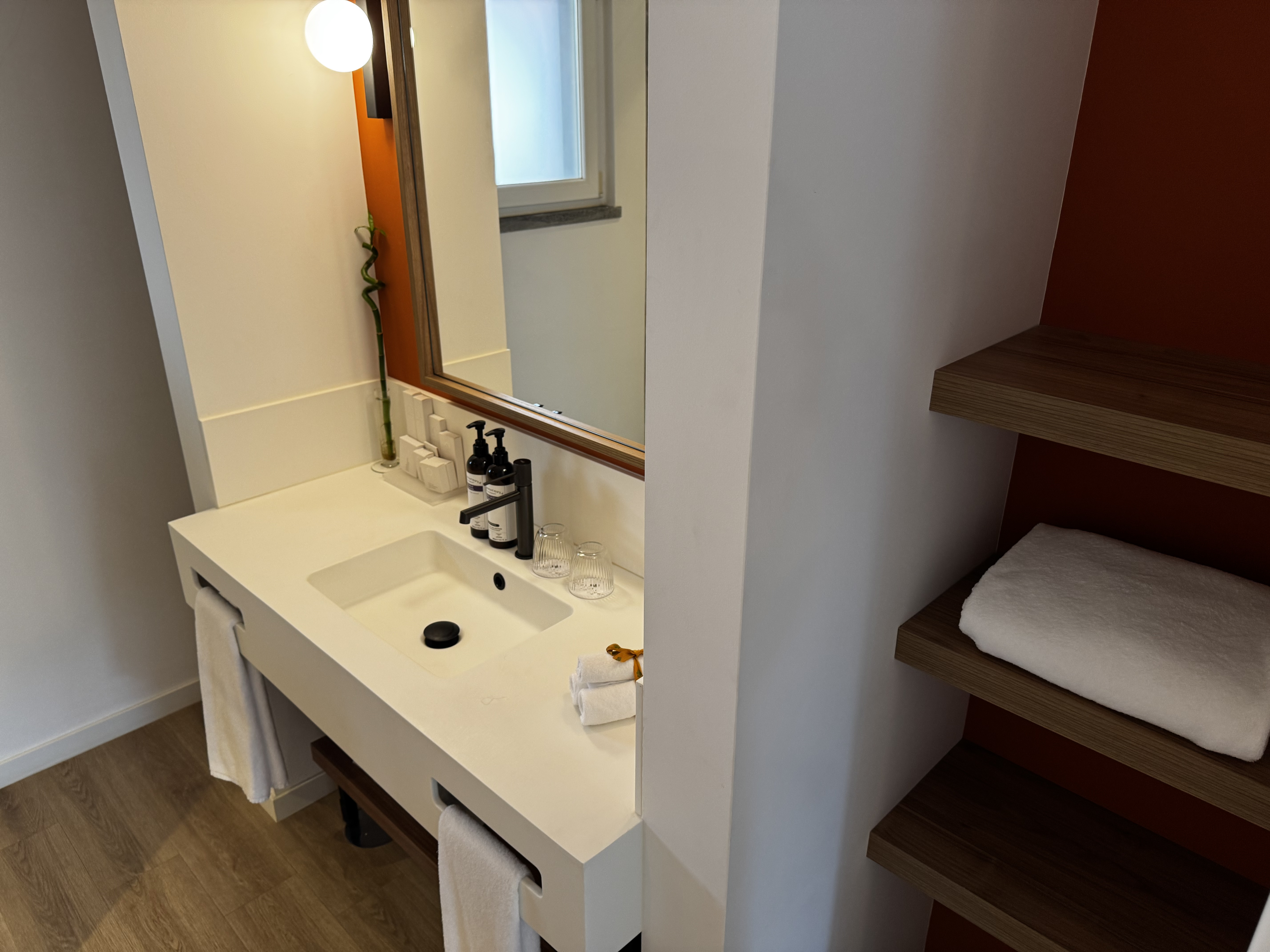 Dreams Madeira Hyatt All Inclusive second bathroom sink
