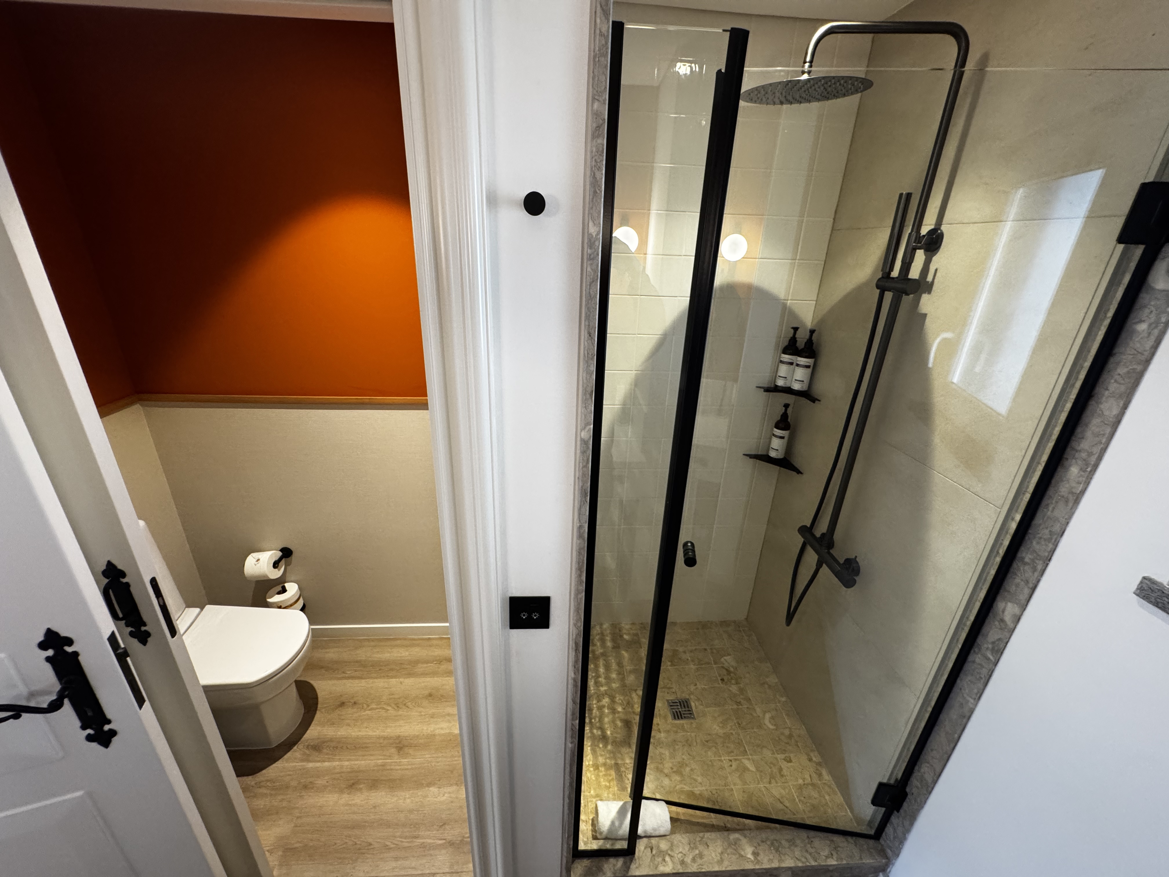 Dreams Madeira Hyatt All Inclusive second bathroom
