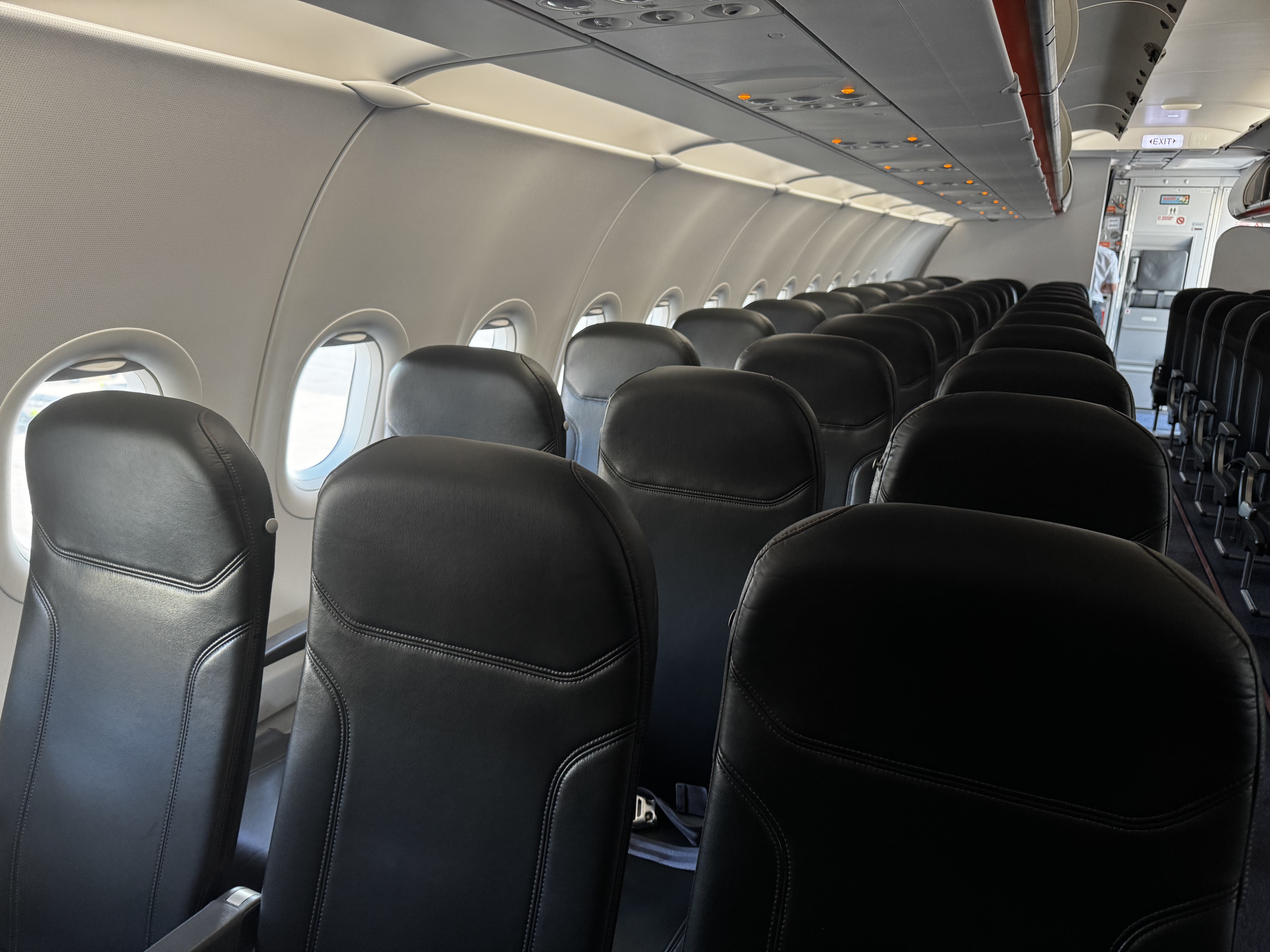 EasyJet A320 new seats