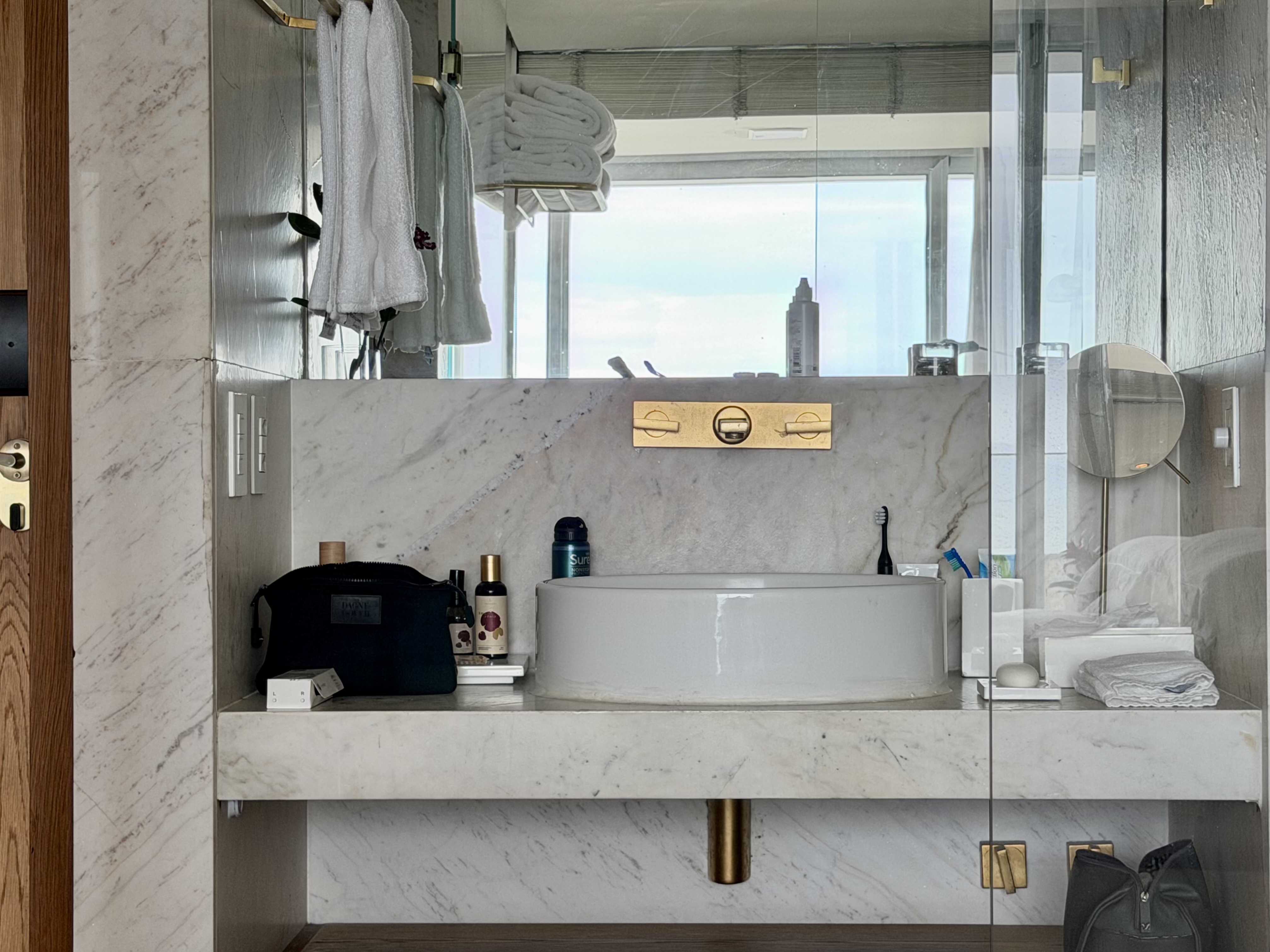 Emiliano Rio Ocean Deluxe sink area