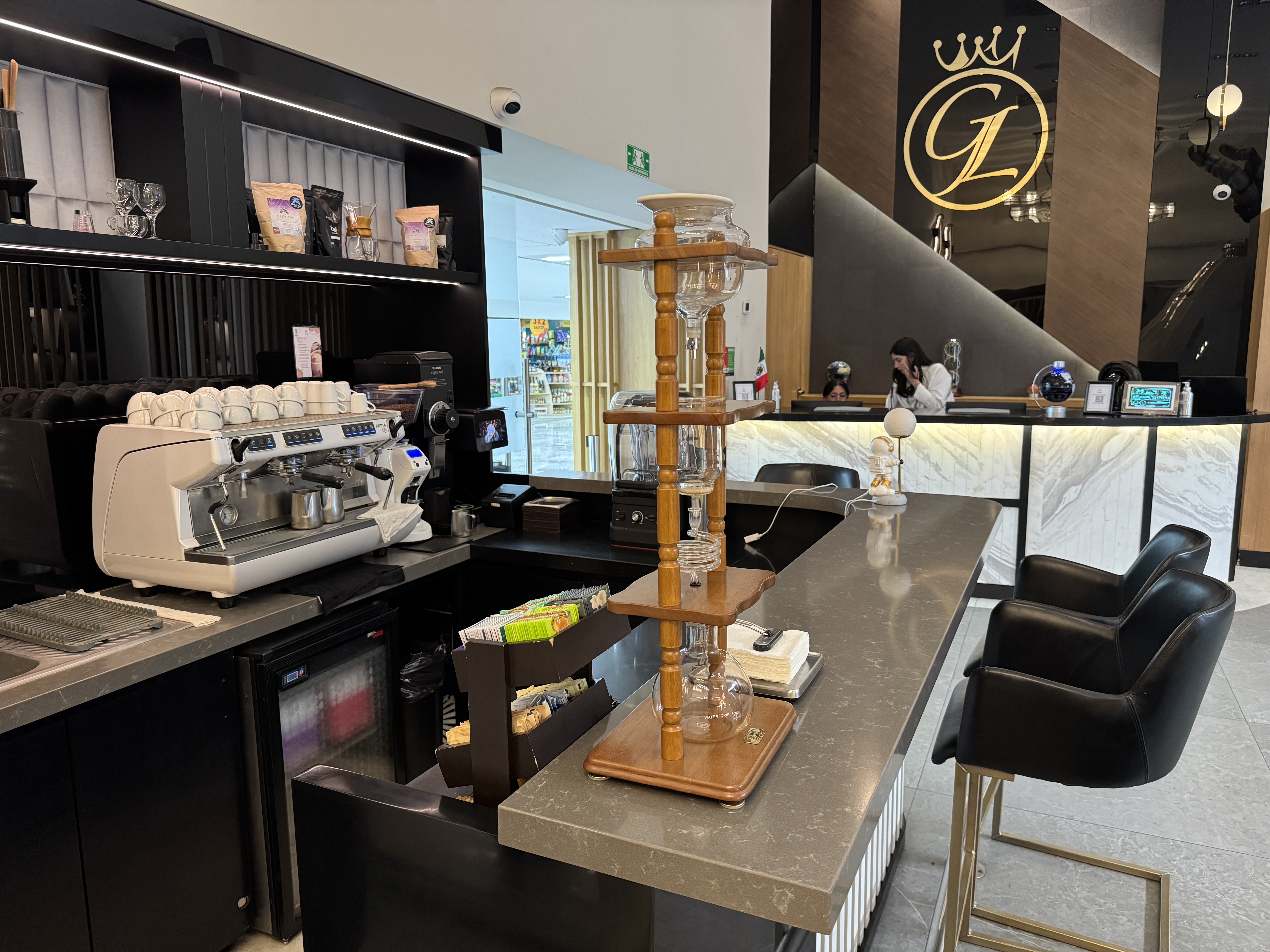 Grand Lounge Elite MEX coffee bar