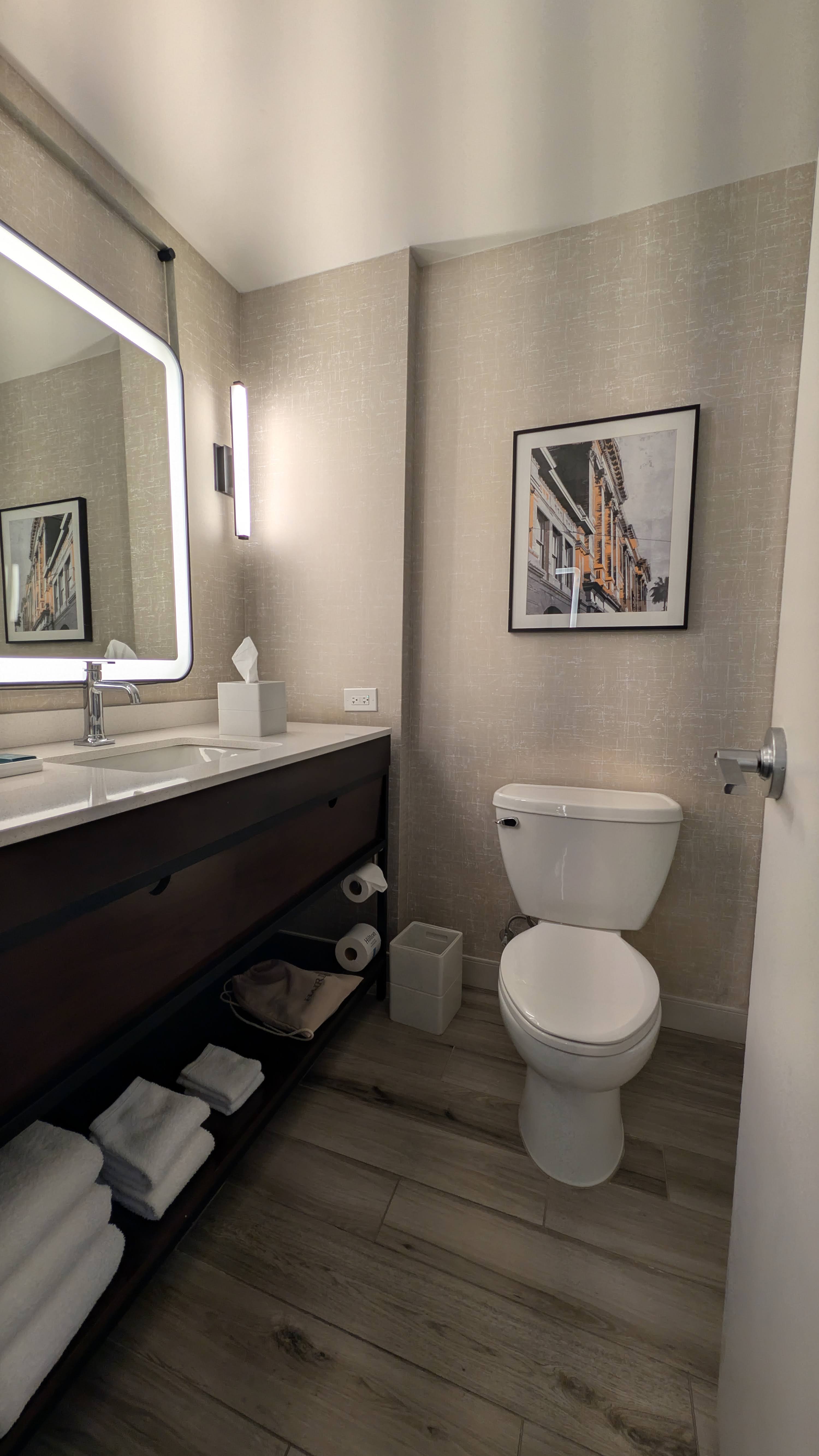 Hilton Galveston Island Resort bathroom