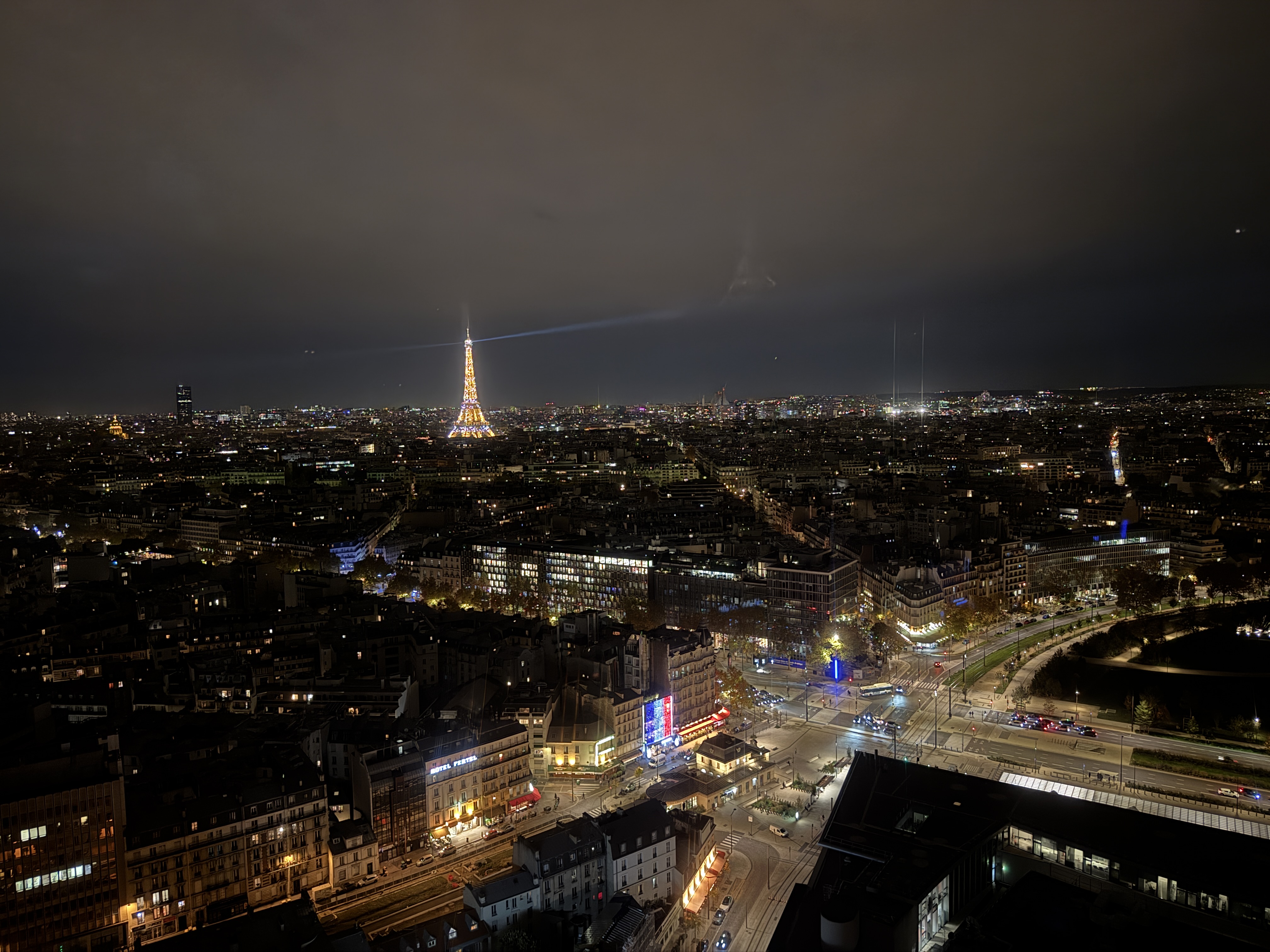 Hyatt Regency Paris Etoile night view Hyatt Regency Paris Etoile night view