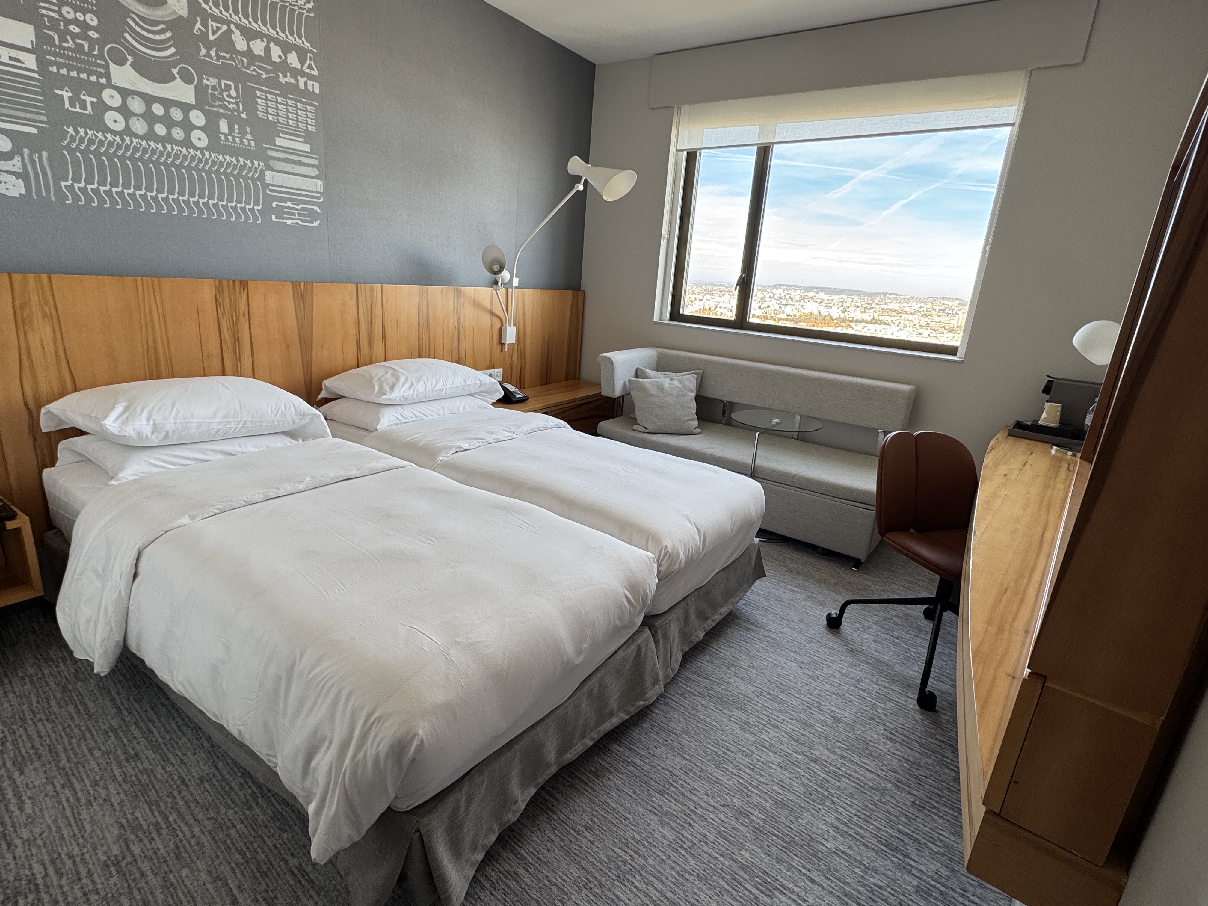 Hyatt Regency Paris Etoile twin beds Hyatt Regency Paris Etoile twin beds