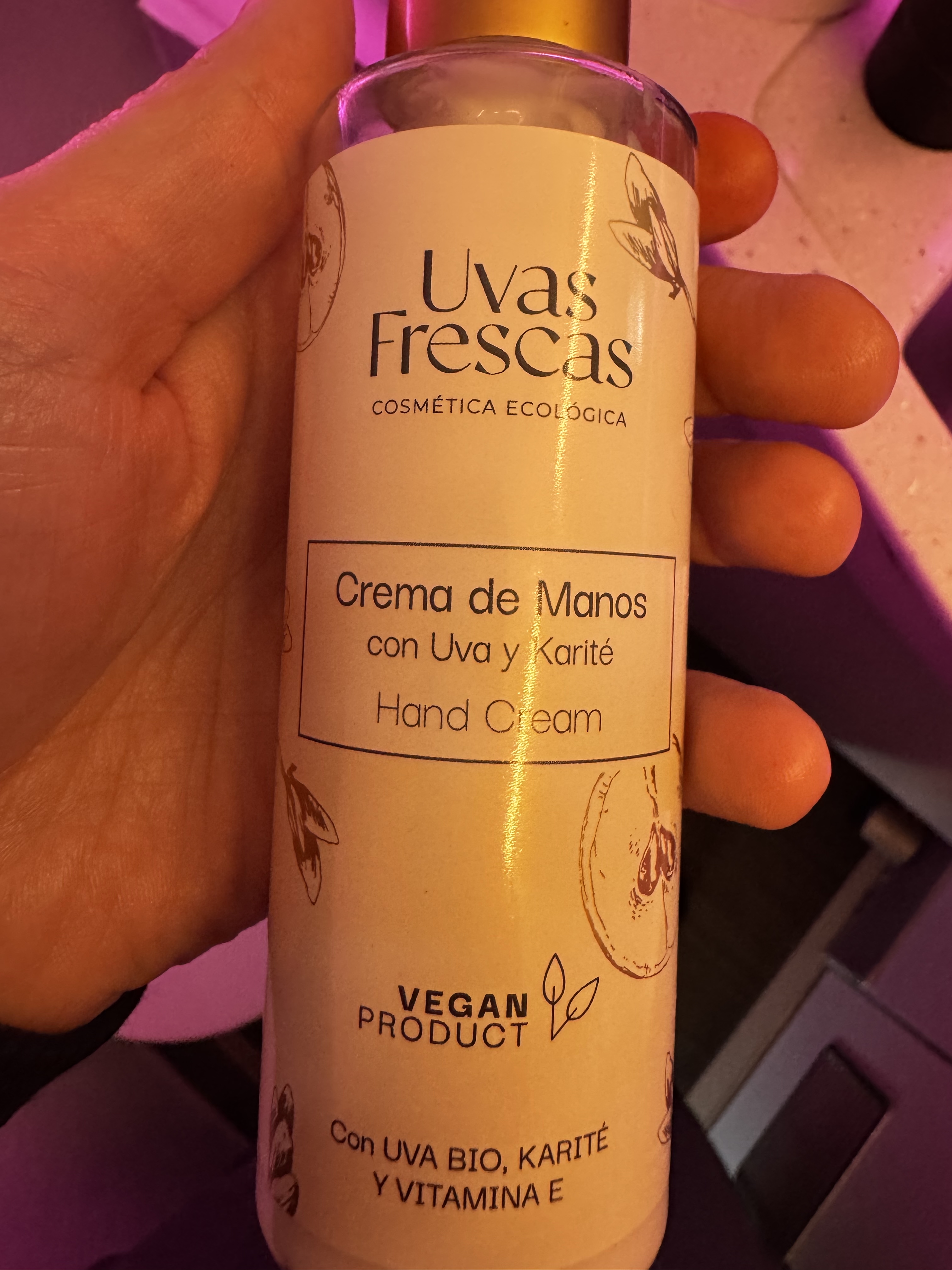 Iberia A321XLR MAD BOS grape lotion Iberia A321XLR MAD BOS grape lotion