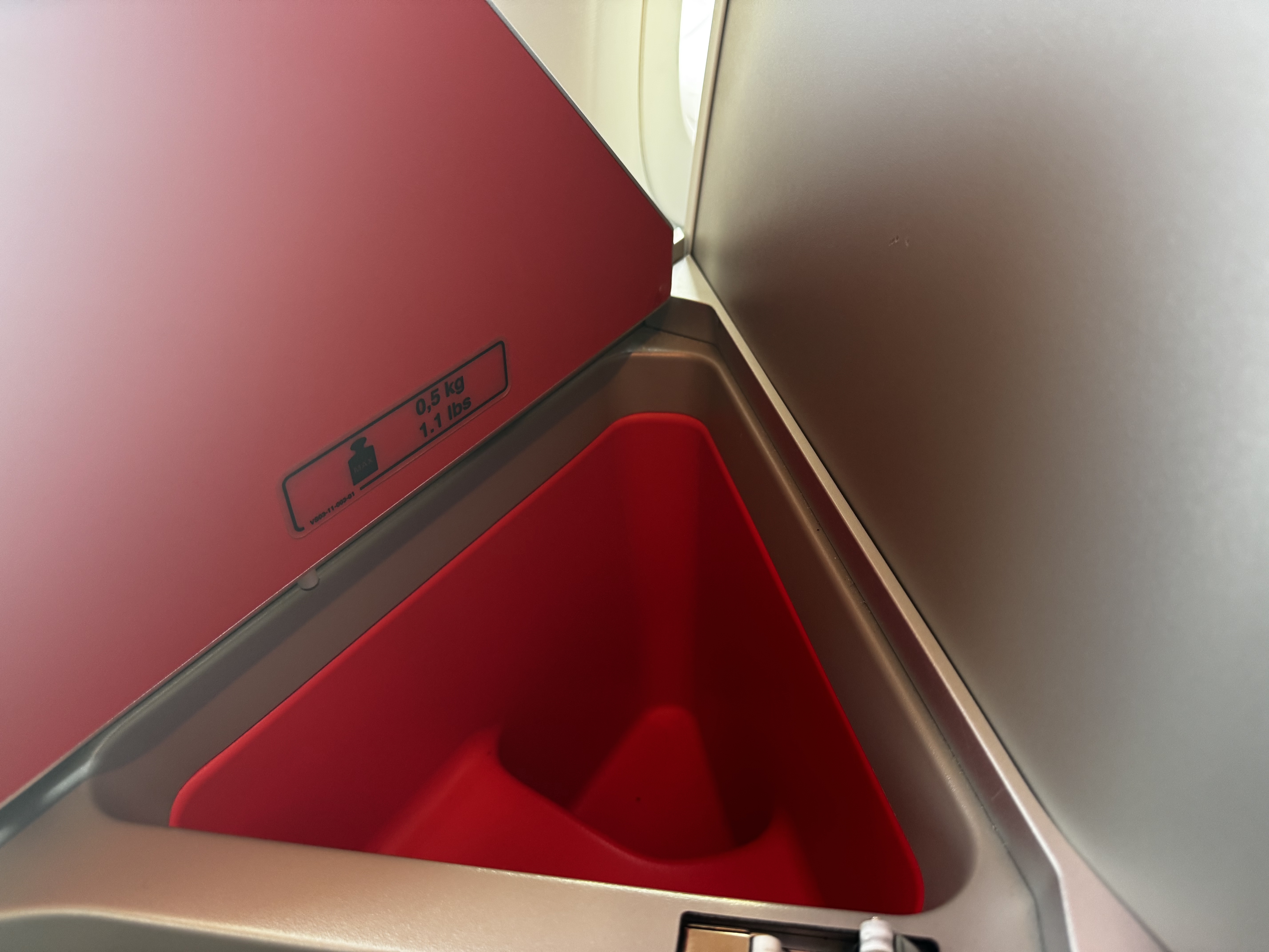 Iberia A321XLR MAD BOS storage