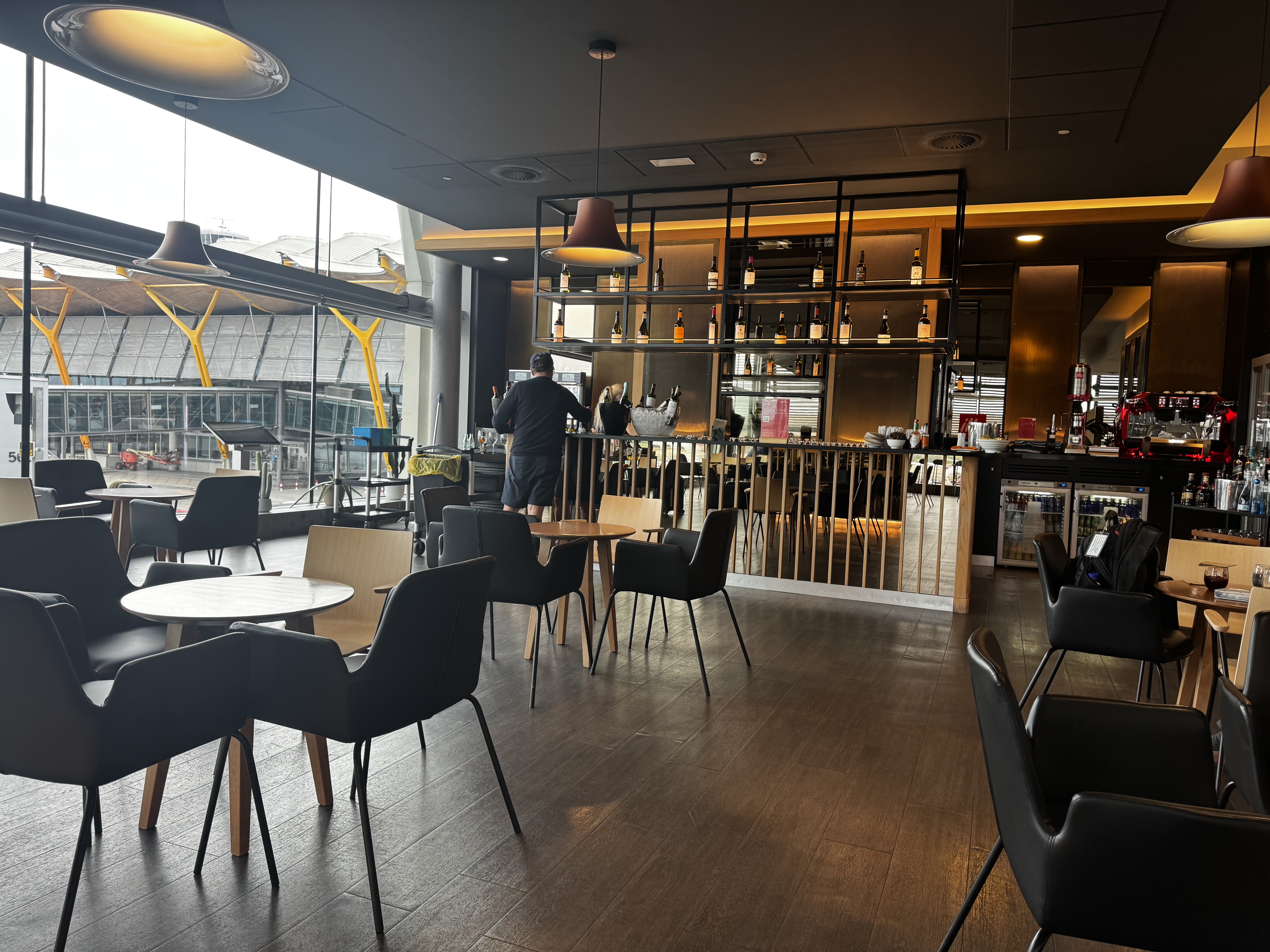 Iberia Velazquez Lounge Madrid MAD bar Iberia Velazquez Lounge Madrid MAD bar