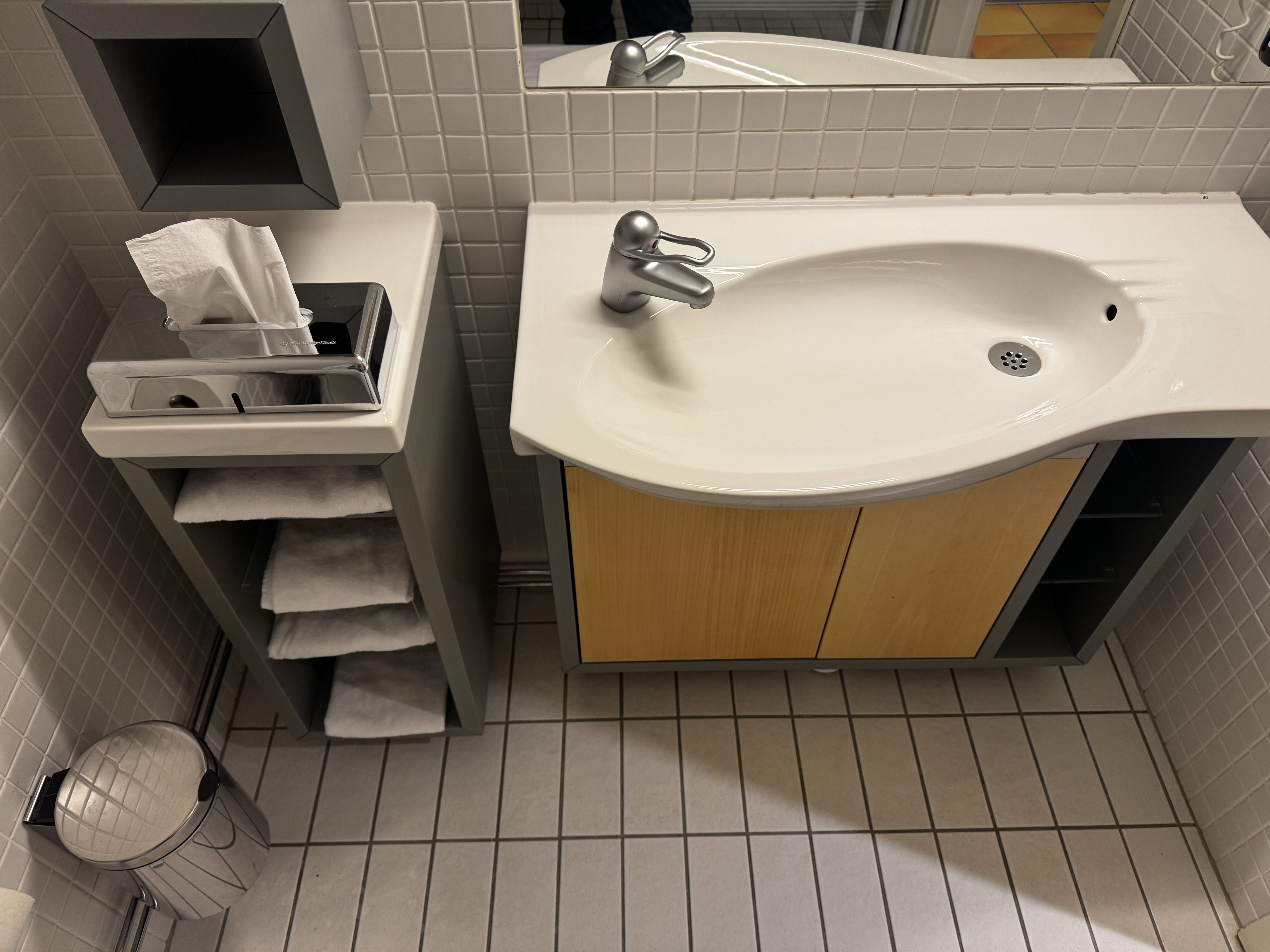 Ice Hotel Sweden Choice Ascend Bathroom sink