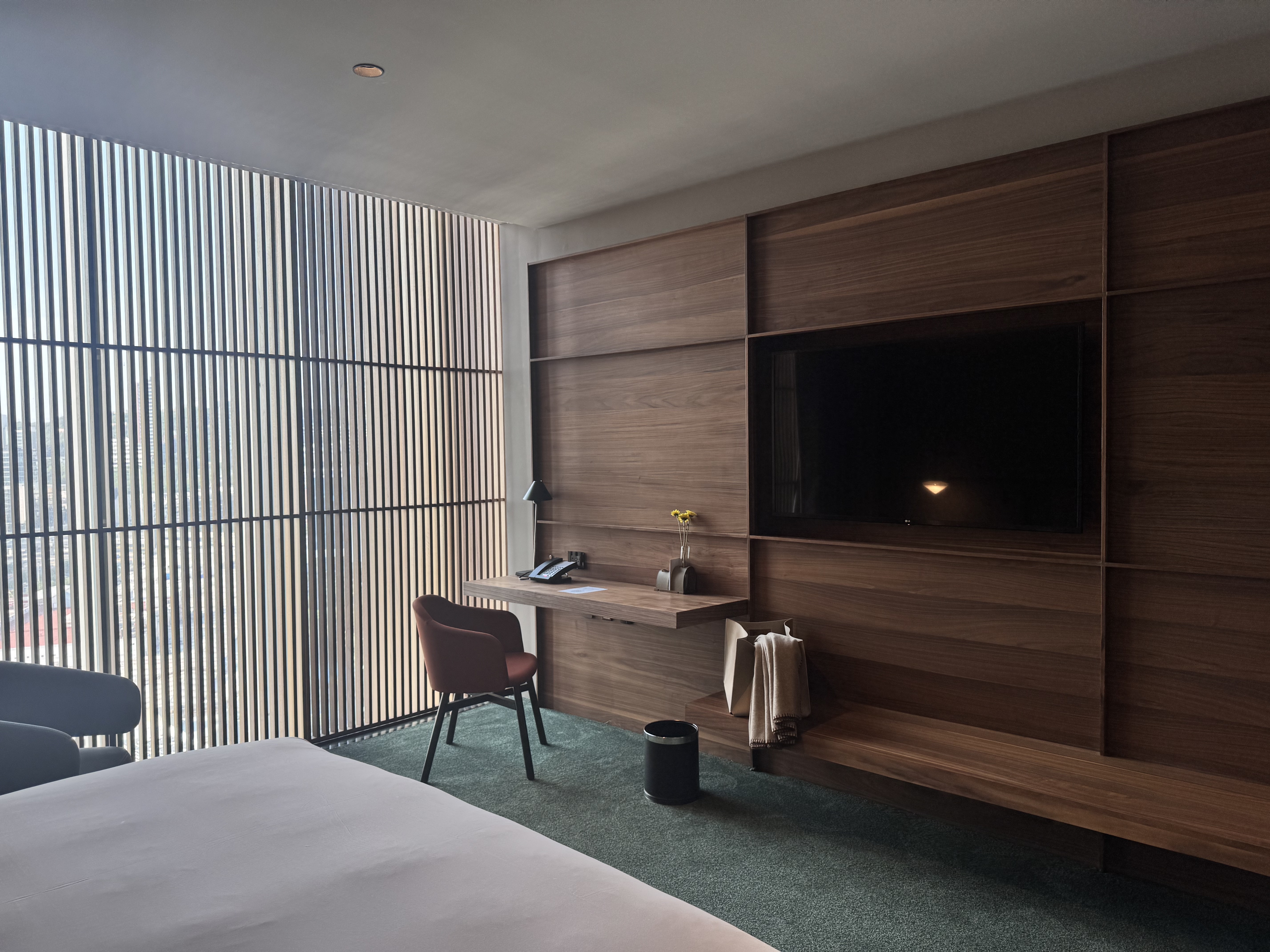 InterContinental Presidente Monterrey Bedroom TV Wall
