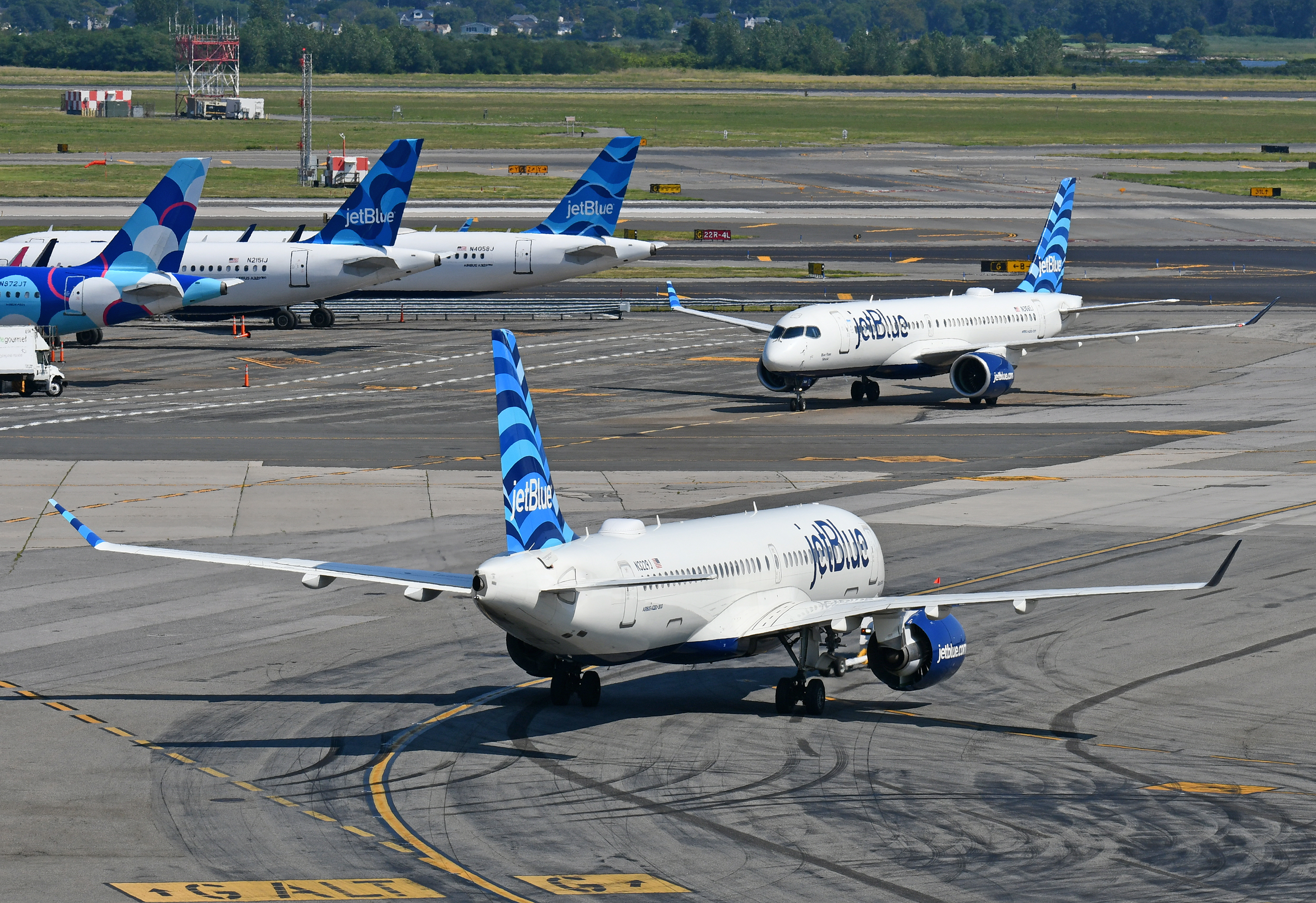 JetBlue A220 300s face to face JFK JetBlue A220 300s face to face JFK