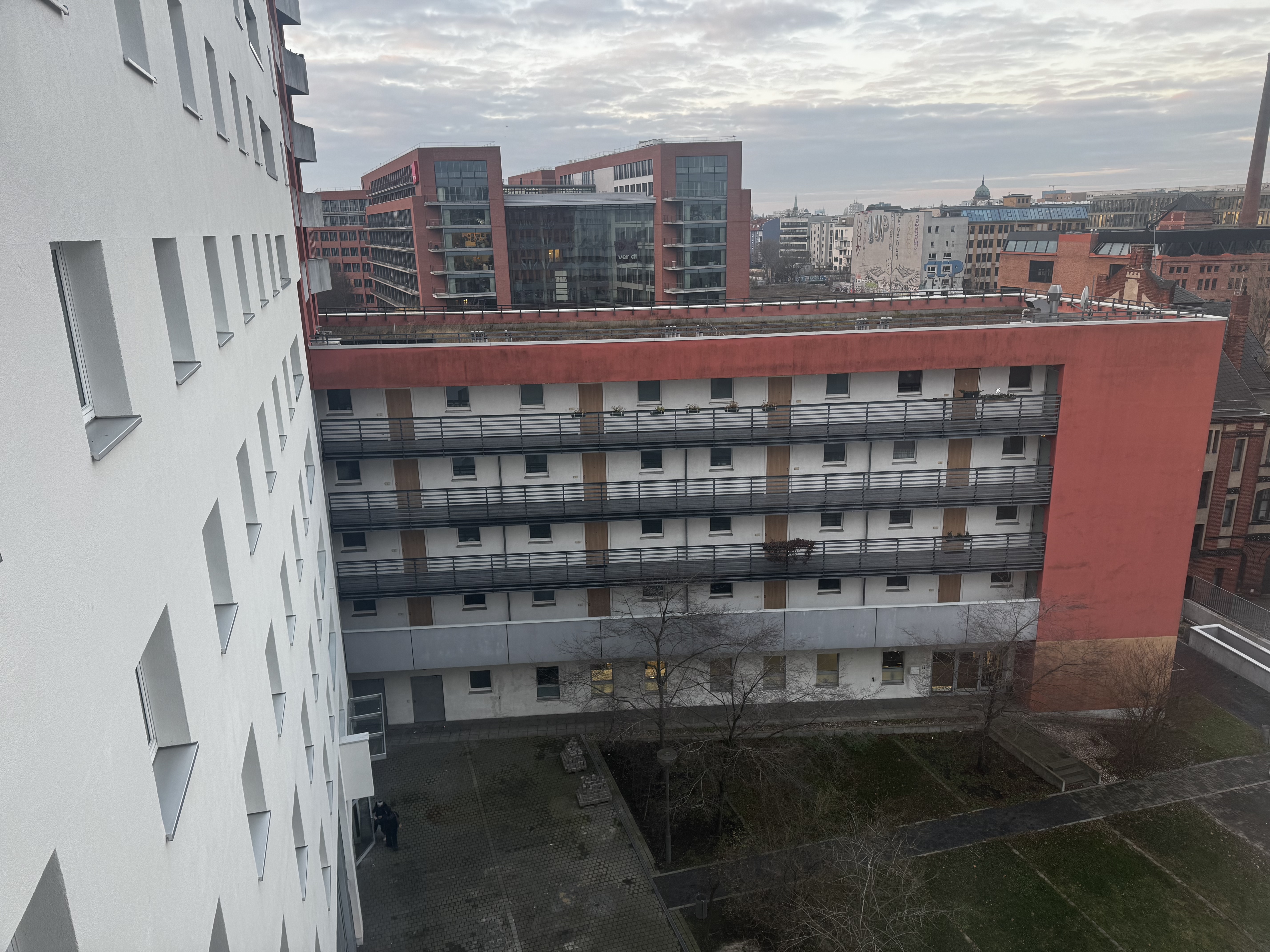 Me and All Hotel Berlin East Side bedroom view