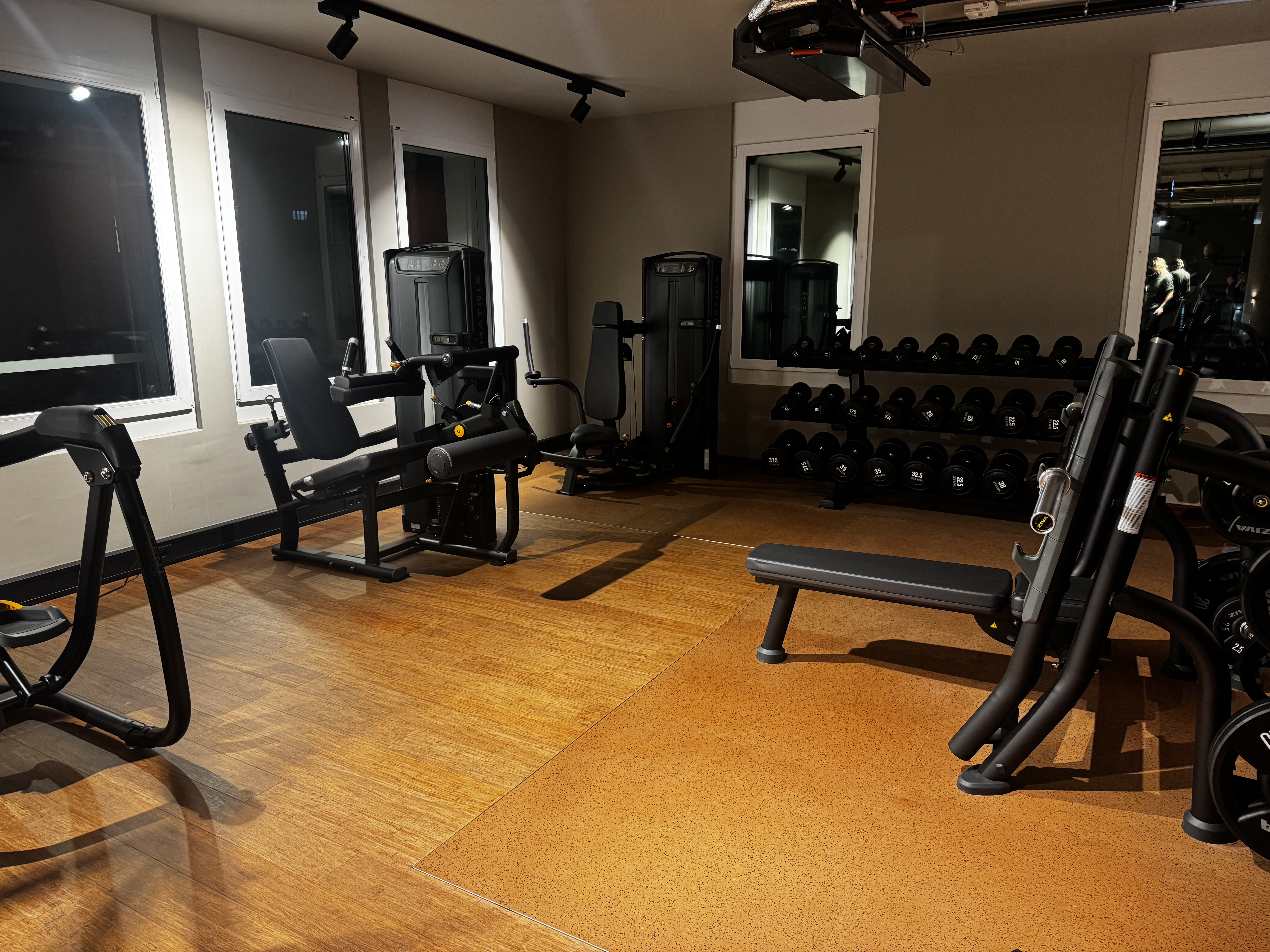 Me and All Hotel Berlin East Side gym weights