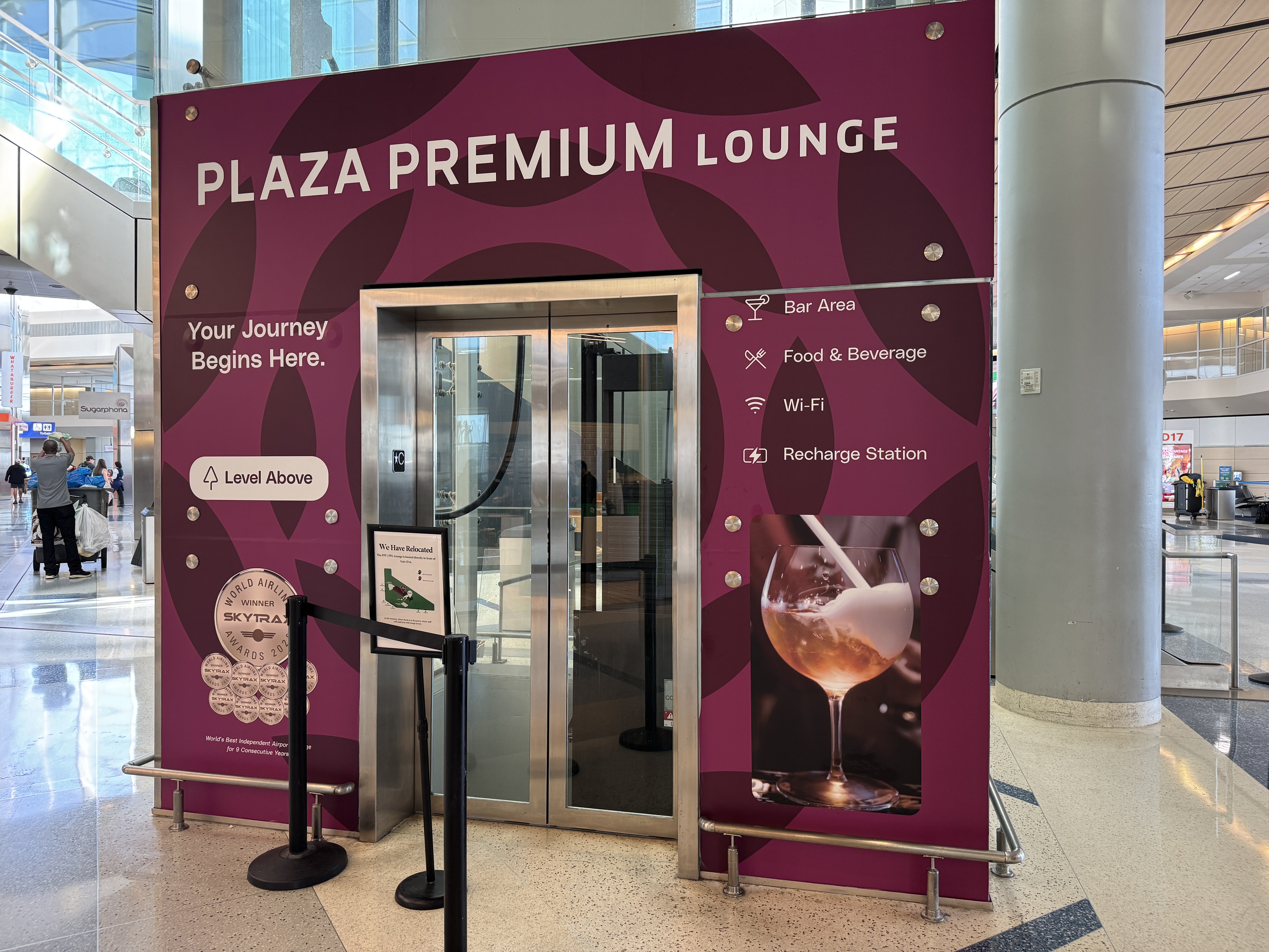 Plaza Premium Lounge DFW false entrance Plaza Premium Lounge DFW false entrance