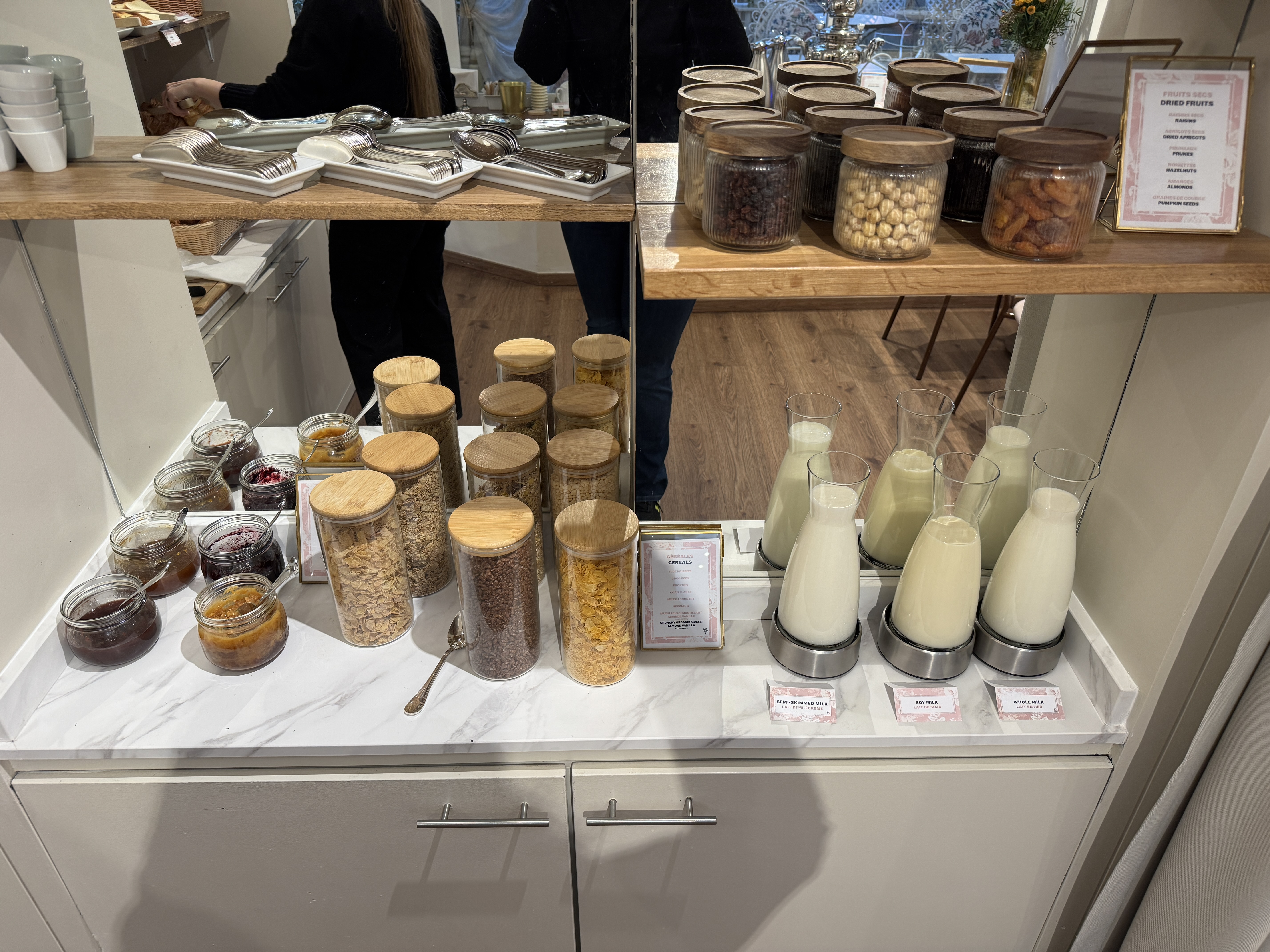 Renaissance Paris Nobel Tour Eiffel Hotel breakfast cereal milks
