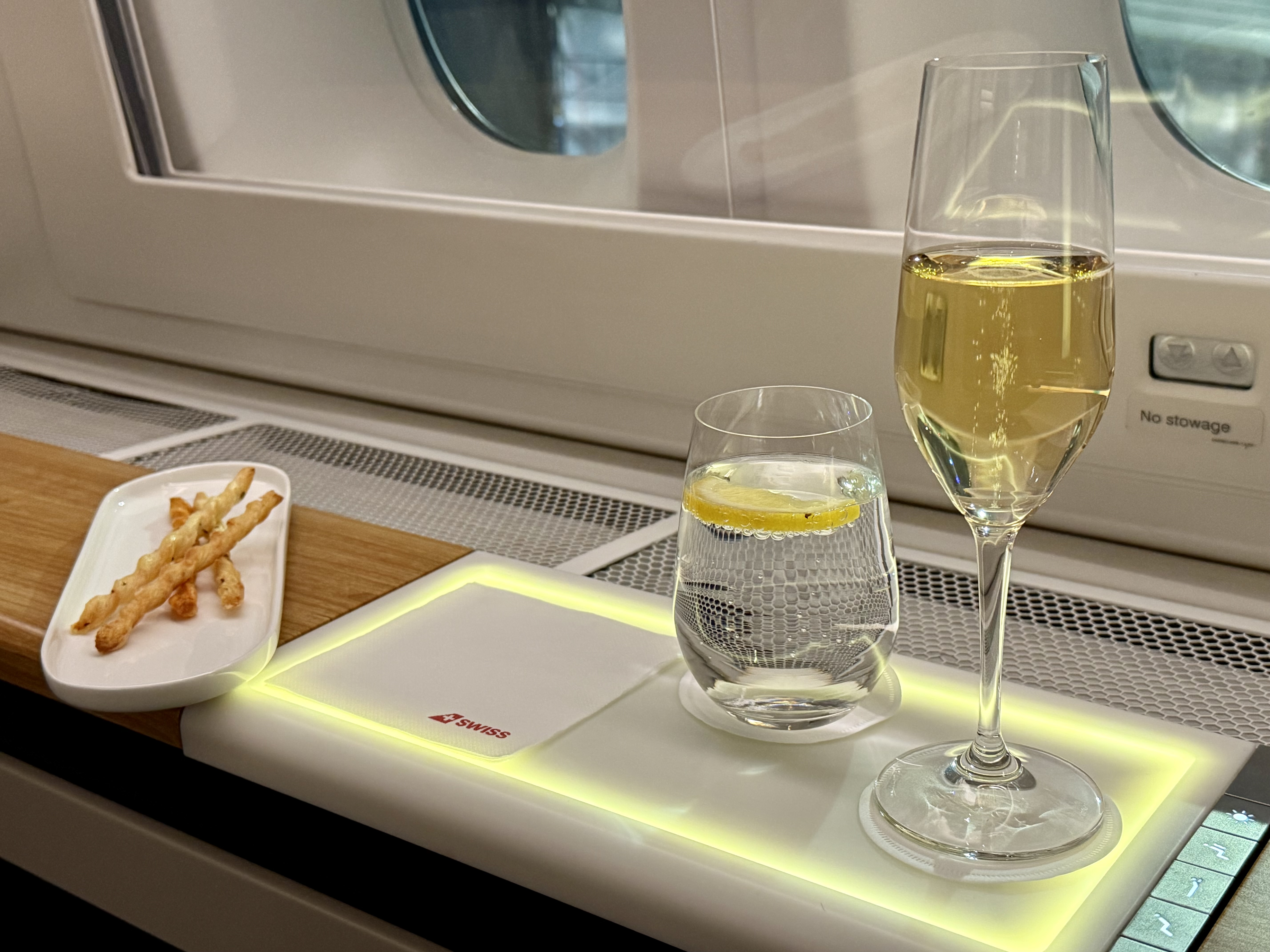 SWISS Sense First Class Apero Flutes SWISS Sense First Class Apero Flutes