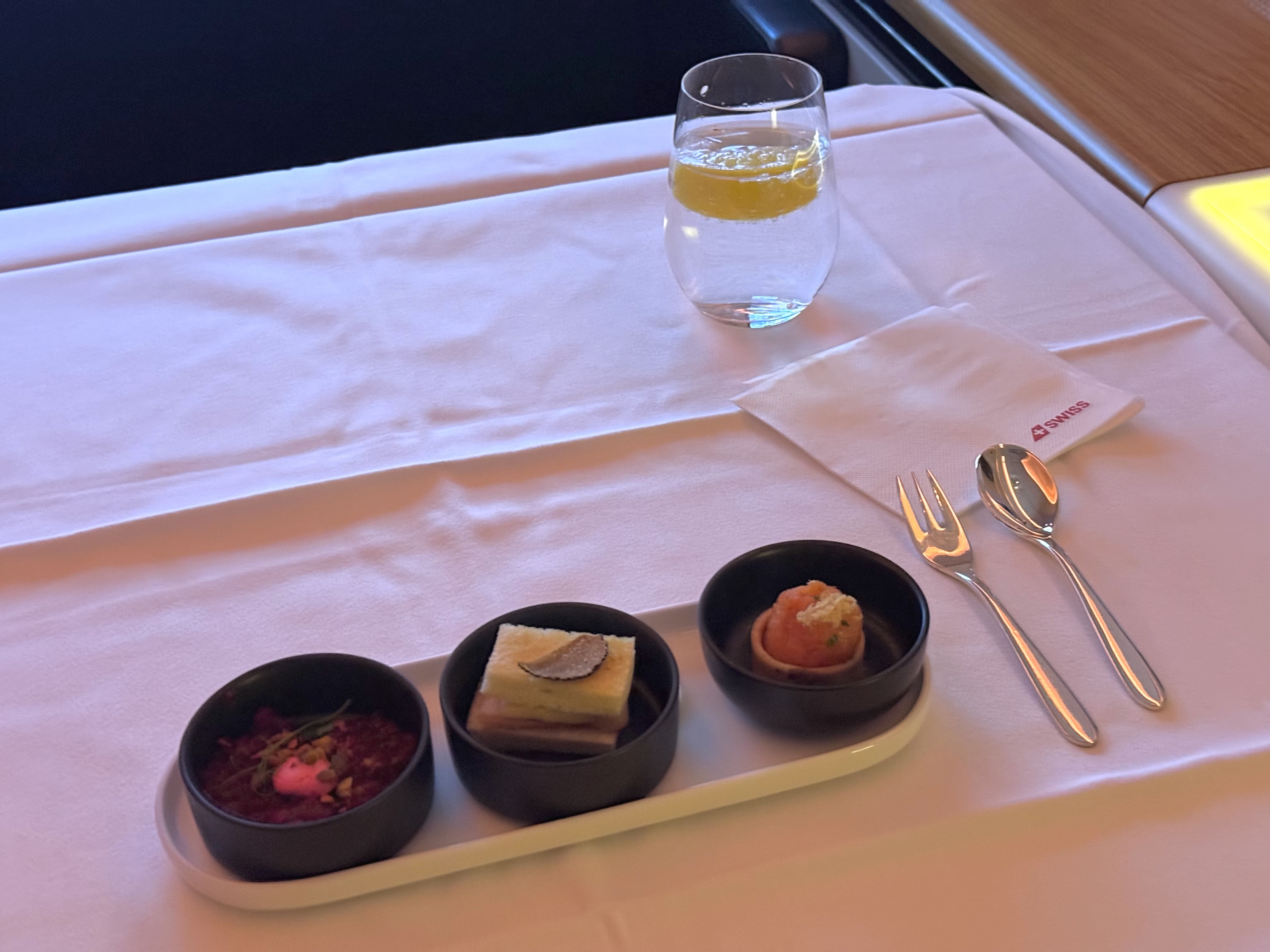 SWISS Senses First Class amouse bouche SWISS Senses First Class amouse bouche