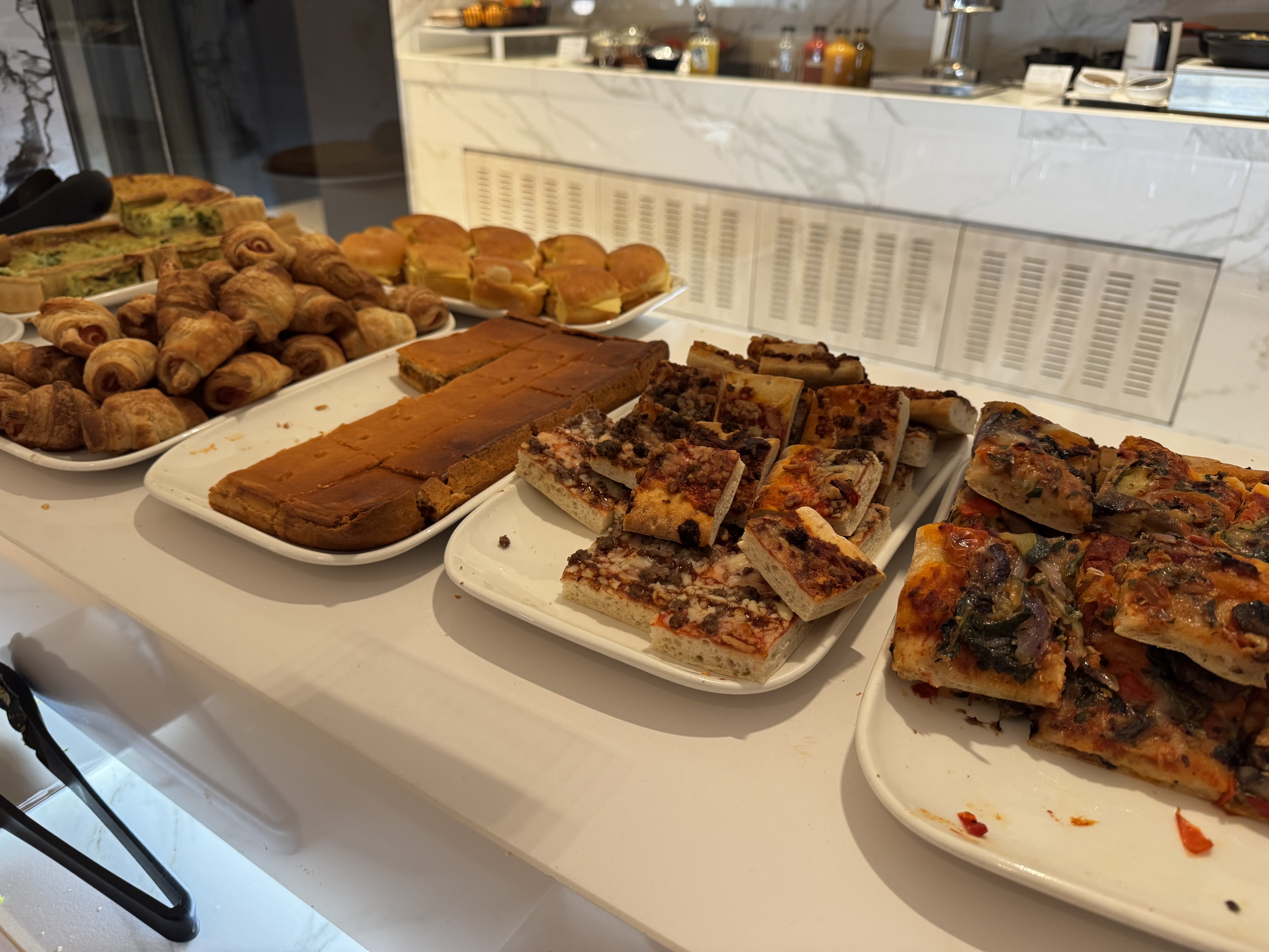 Sala VIP Canudas BCN Terminal 2 pastries