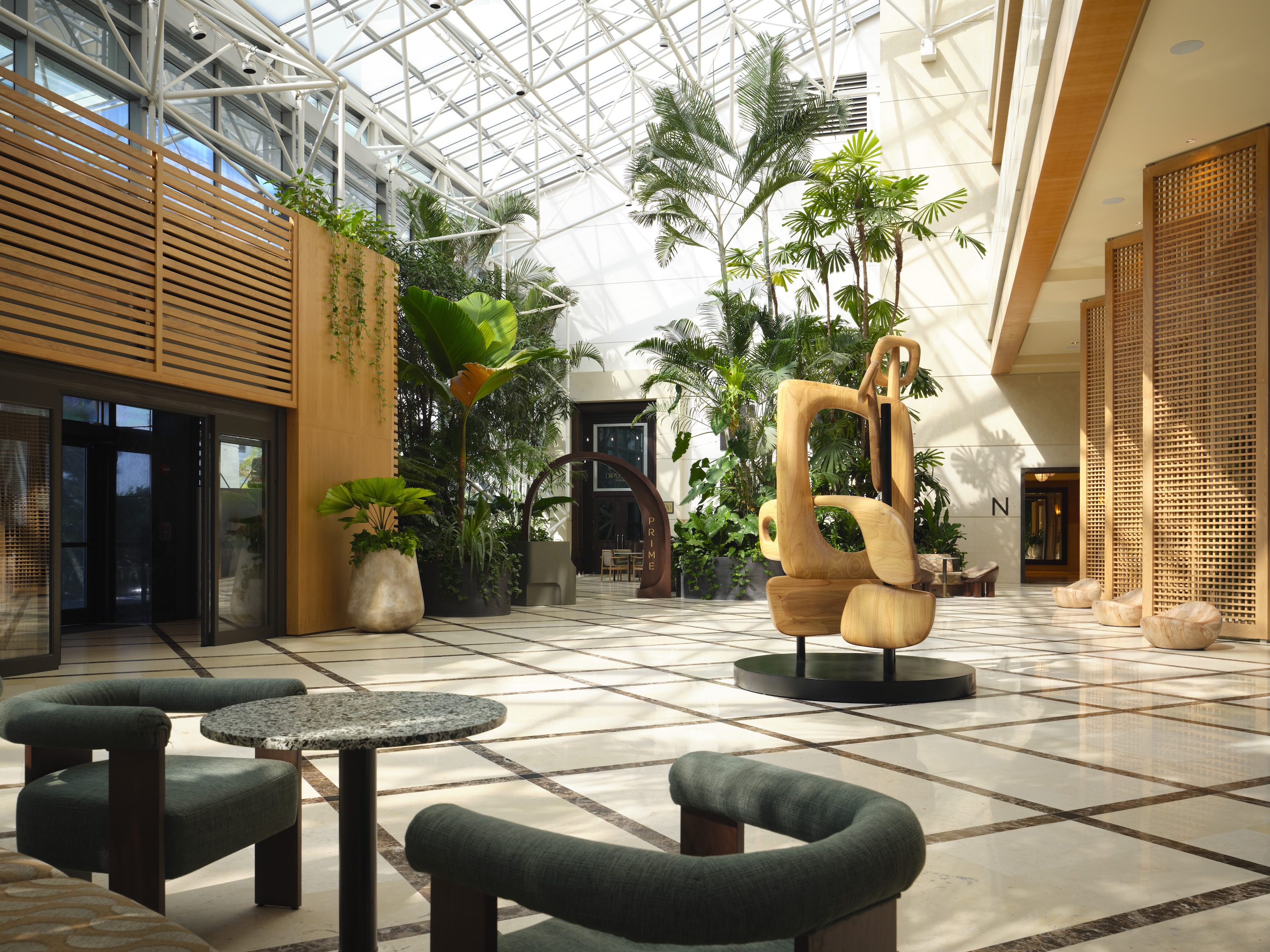 Signia by Hilton Diplomat Beach Resort lobby