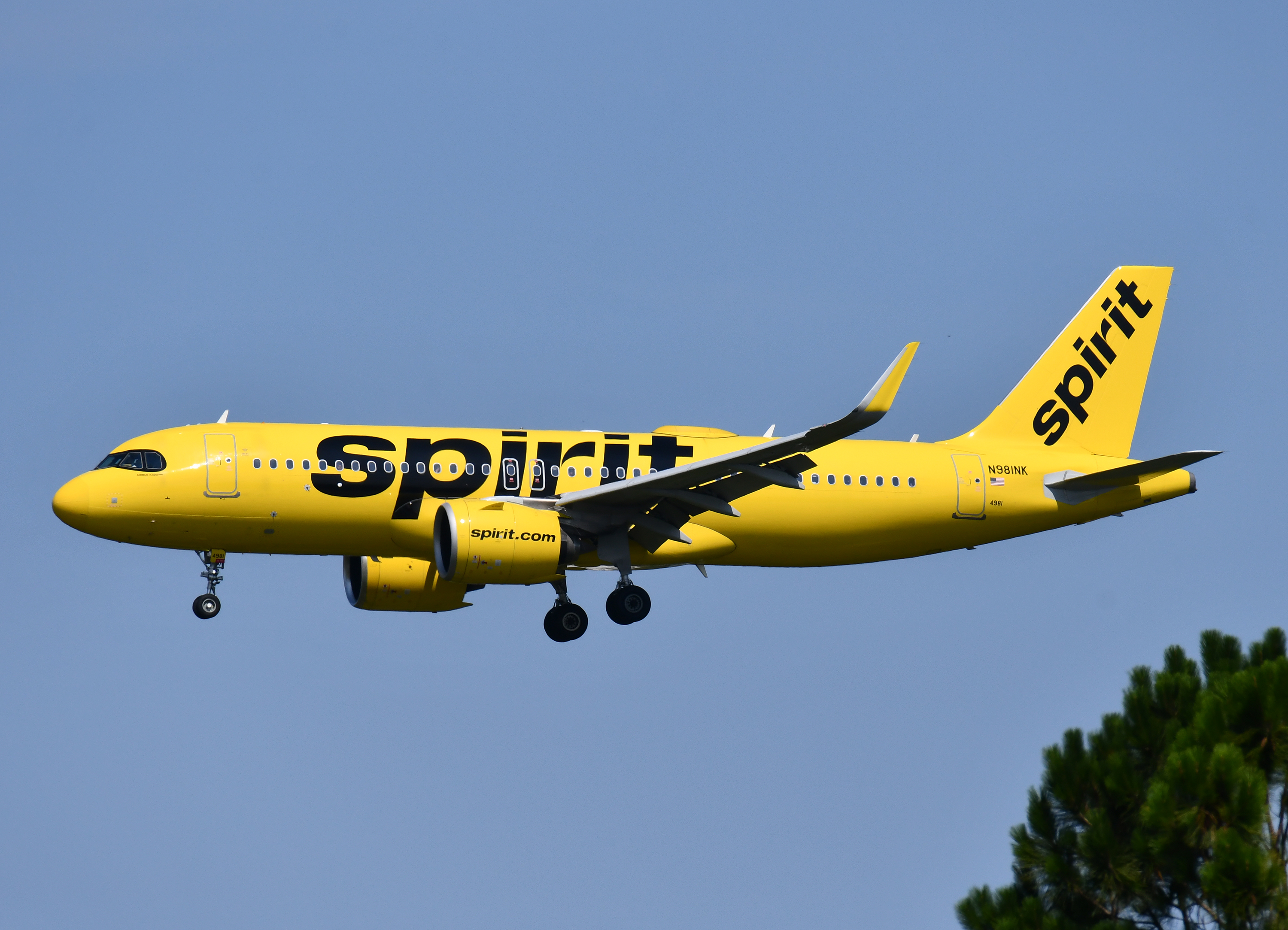 Spirit A320neo landing MCO Spirit A320neo landing MCO