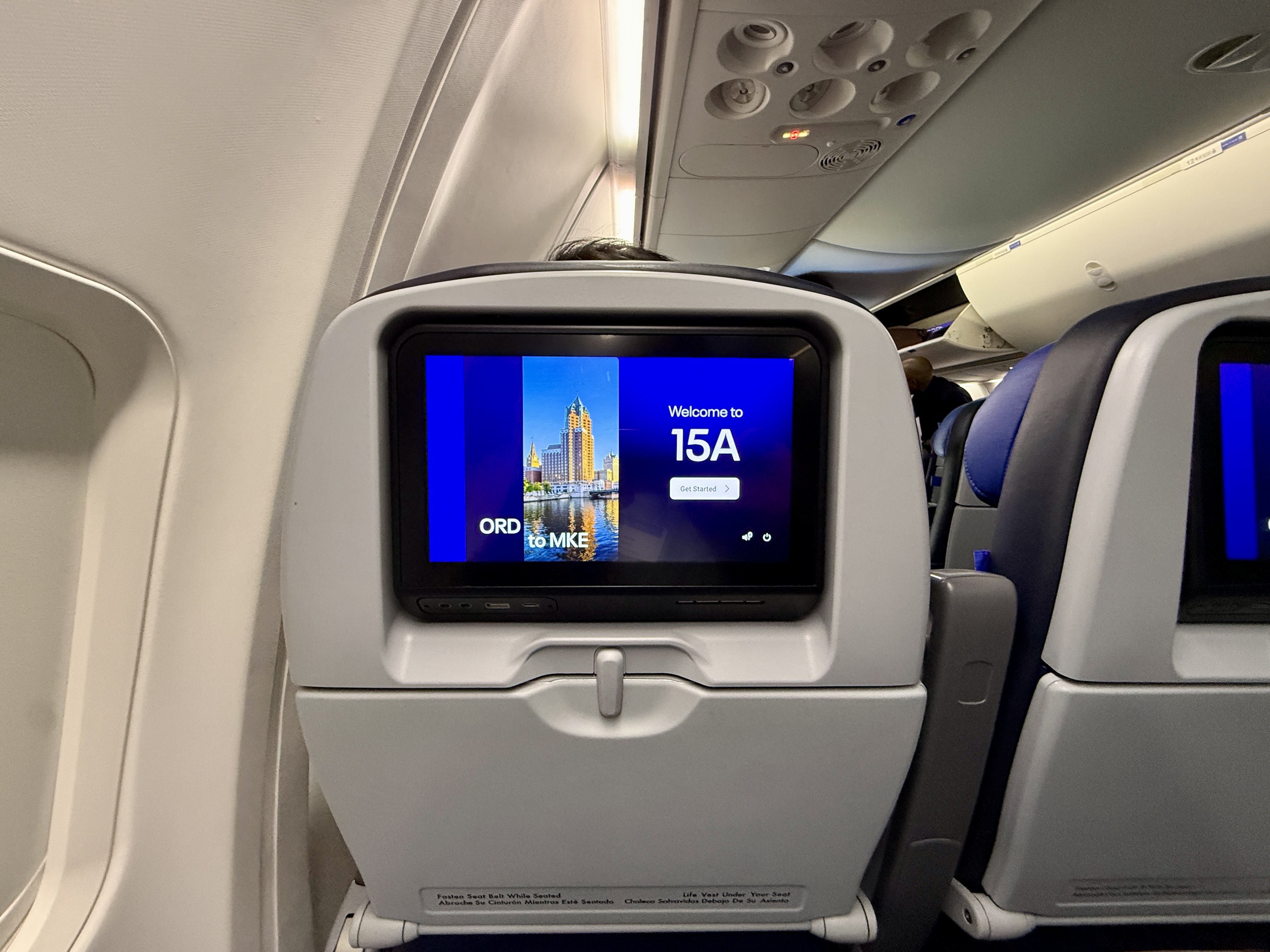 United 737 800 Seatback IFE Welcome United 737 800 Seatback IFE Welcome
