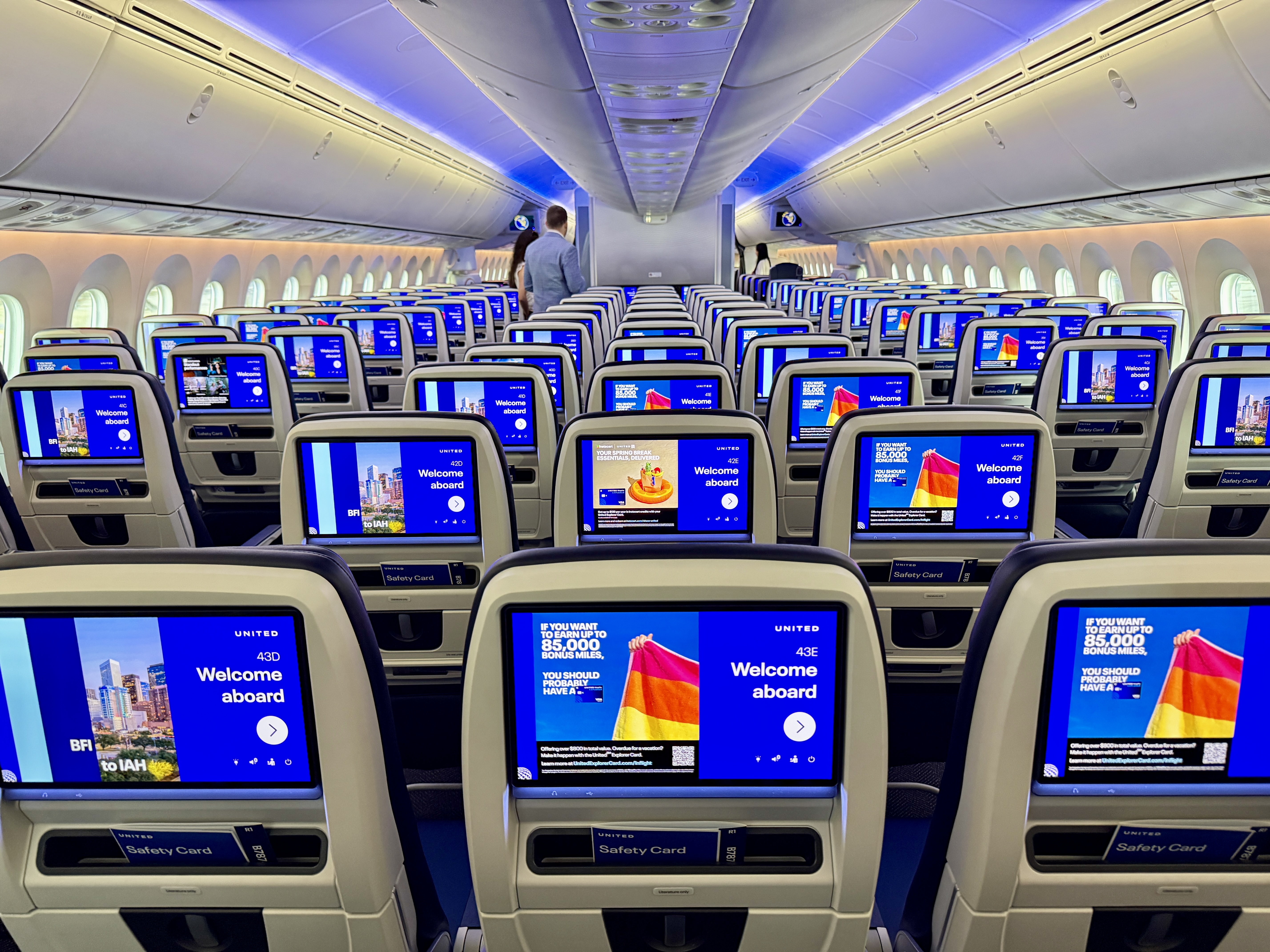 What To Expect On Board United's New Boeing 787-9 Elevated