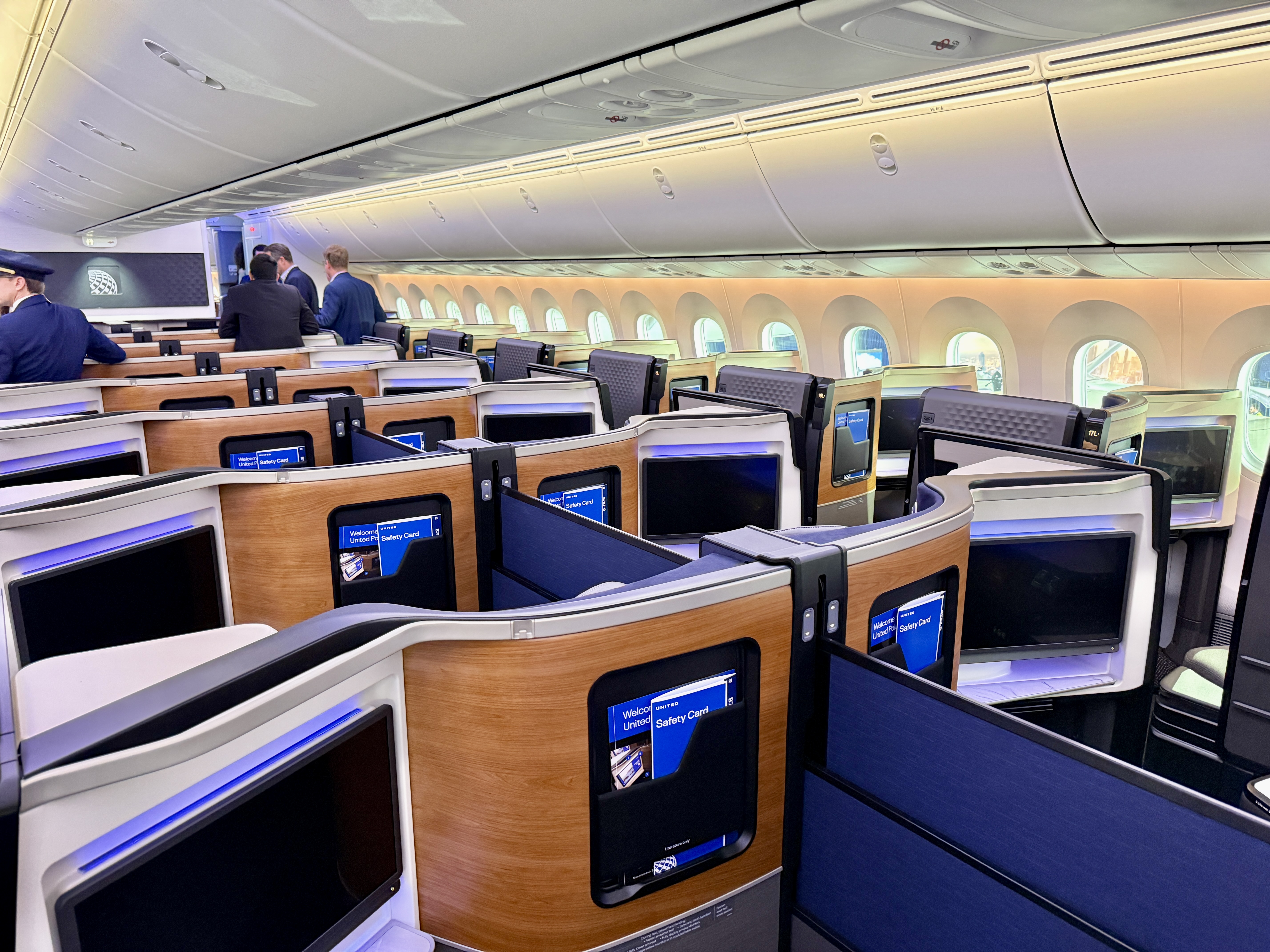 United 787 9 Elevated Polaris Rear Cabin Overview From Rear