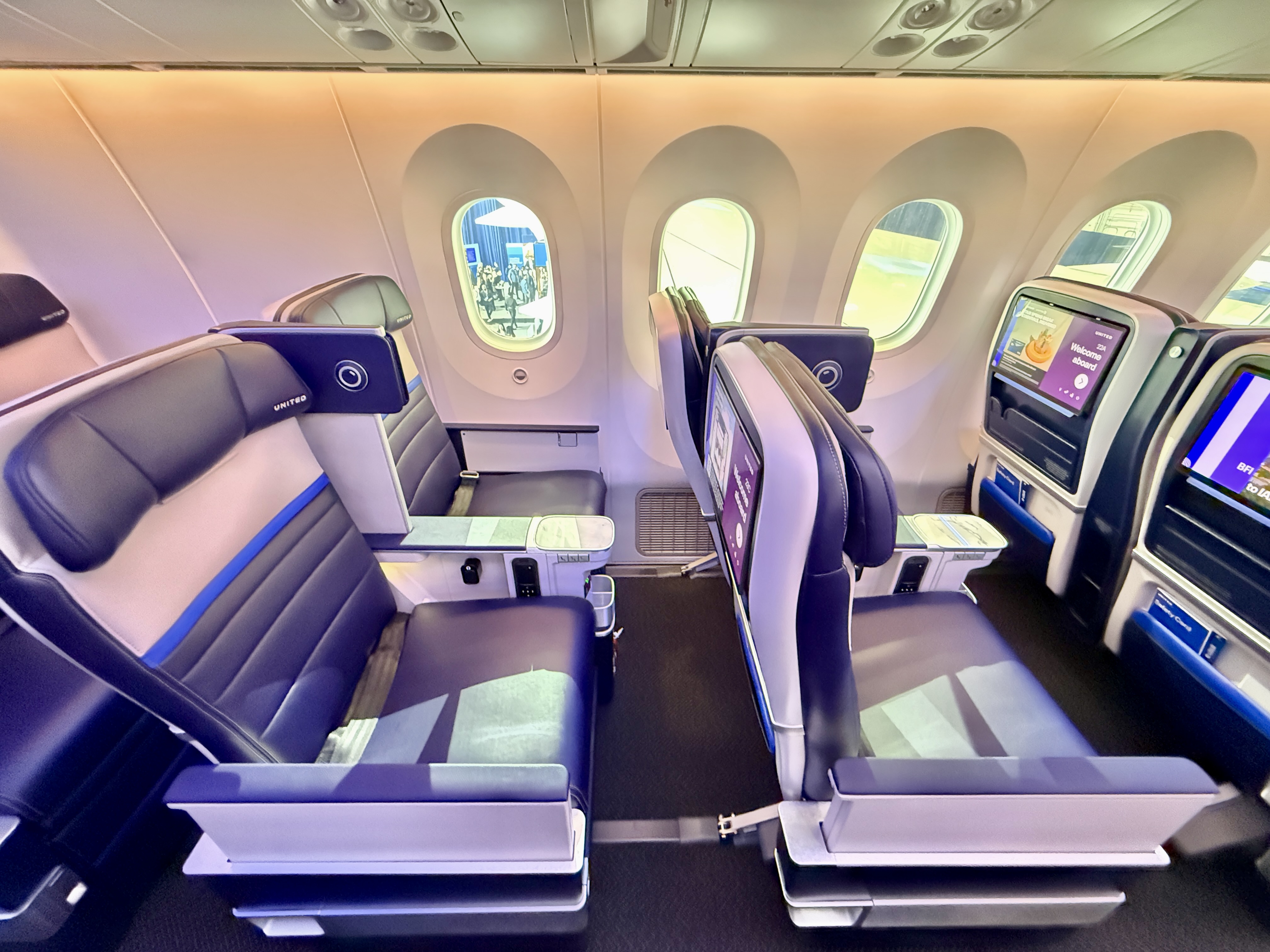 United 787 9 Elevated Premium Plus Seats From Above Wide Angle